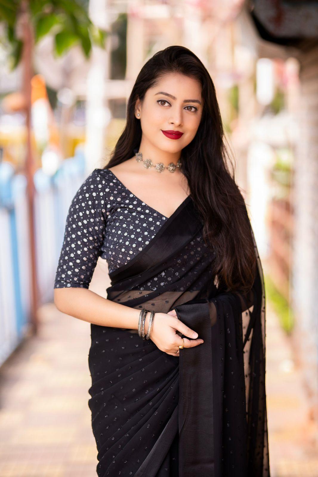 Black Poly Chiffon Woven Design Saree with Unstitched Blouse - Hiral Fashion | Swadesiicart