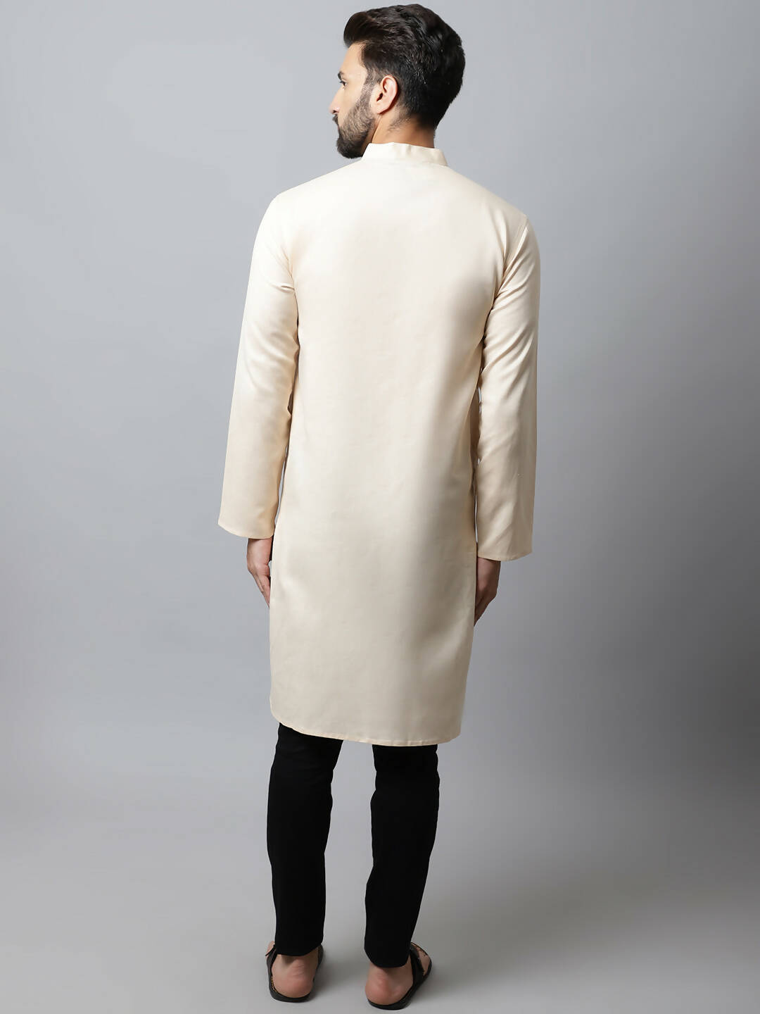 Even Apparels Cream Color Pure Cotton Men's Kurta With Side Placket (SLD1176) | Swadesiicart