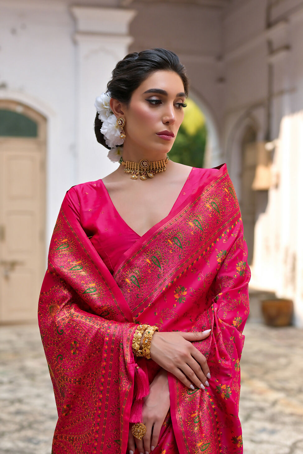 Vishnu Weaves Women's Pink Silk Woven Saree with Blouse - Swadesiicart