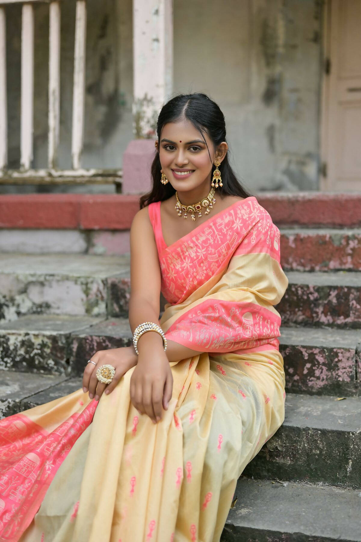 Vishnu Weaves Women's Gajri Handloom Raw Silk Woven Saree with Blouse - Swadesiicart