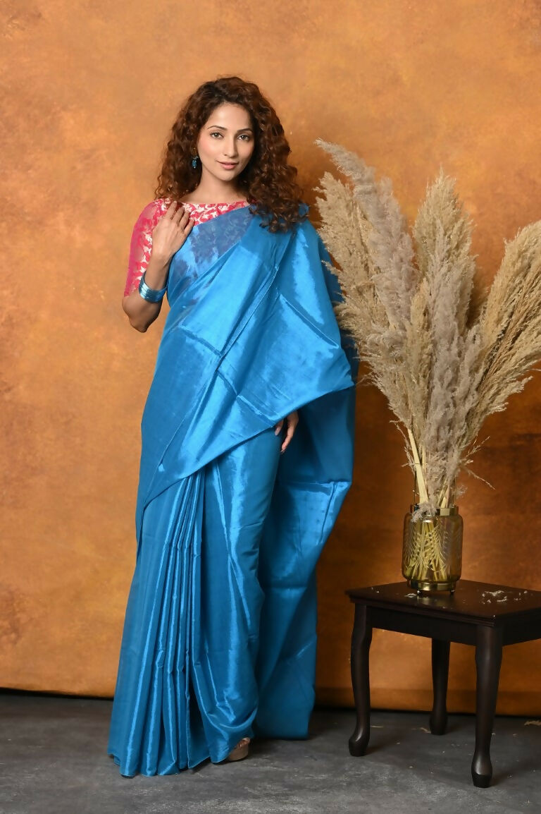 Very Much Indian Fusion Cotton Tissue Shimmer Saree - Light Blue | Swadesiicart