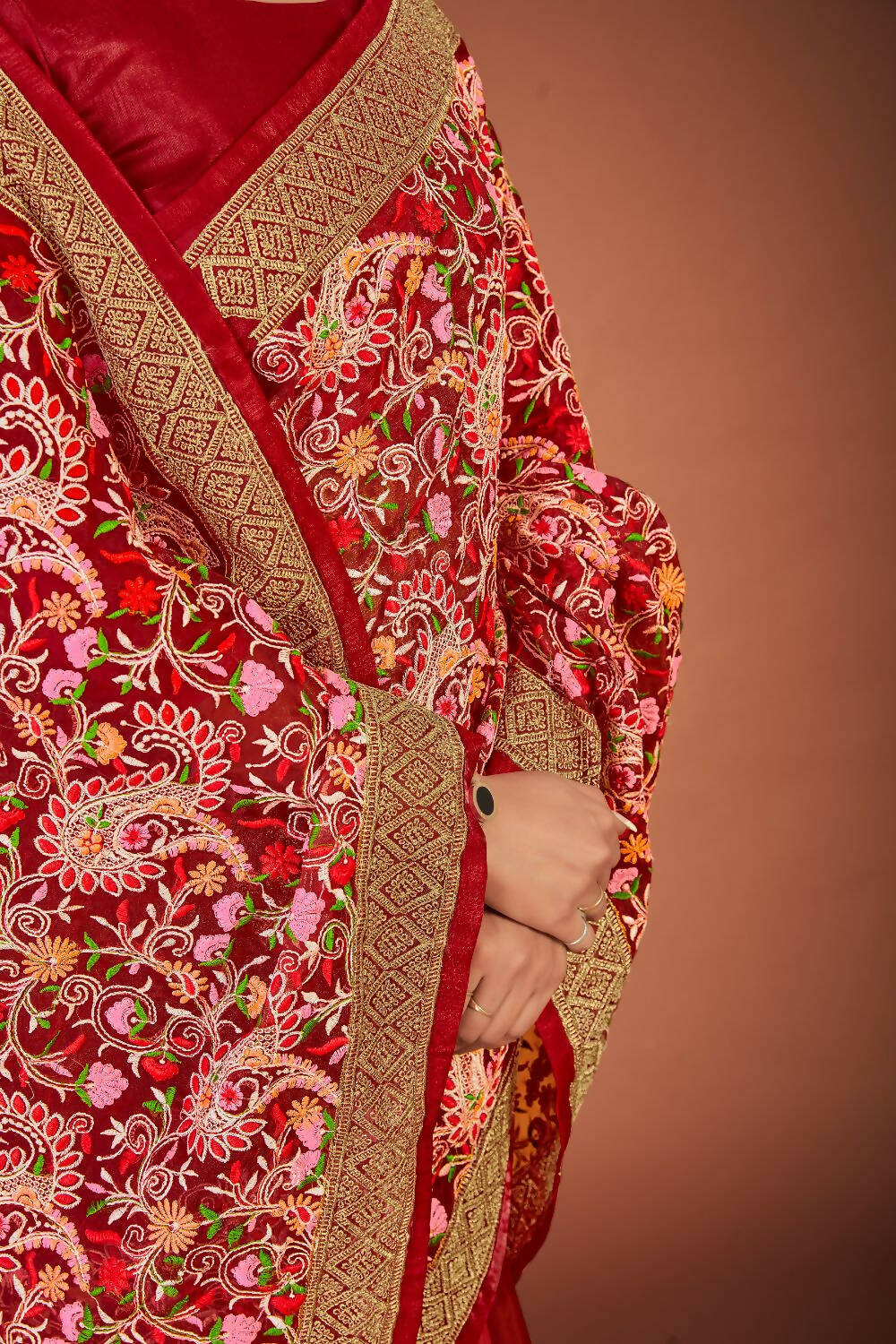 Vamsee Maroon Organza Saree - Swadesiicart