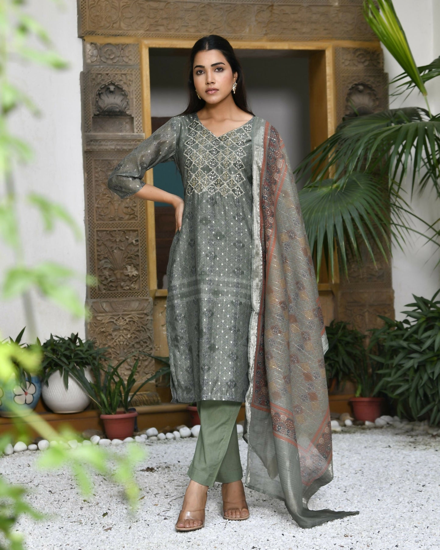 Vaasva Women's Chanderi Printed Suit Set With Pant And Printed Dupatta | Swadesiicart