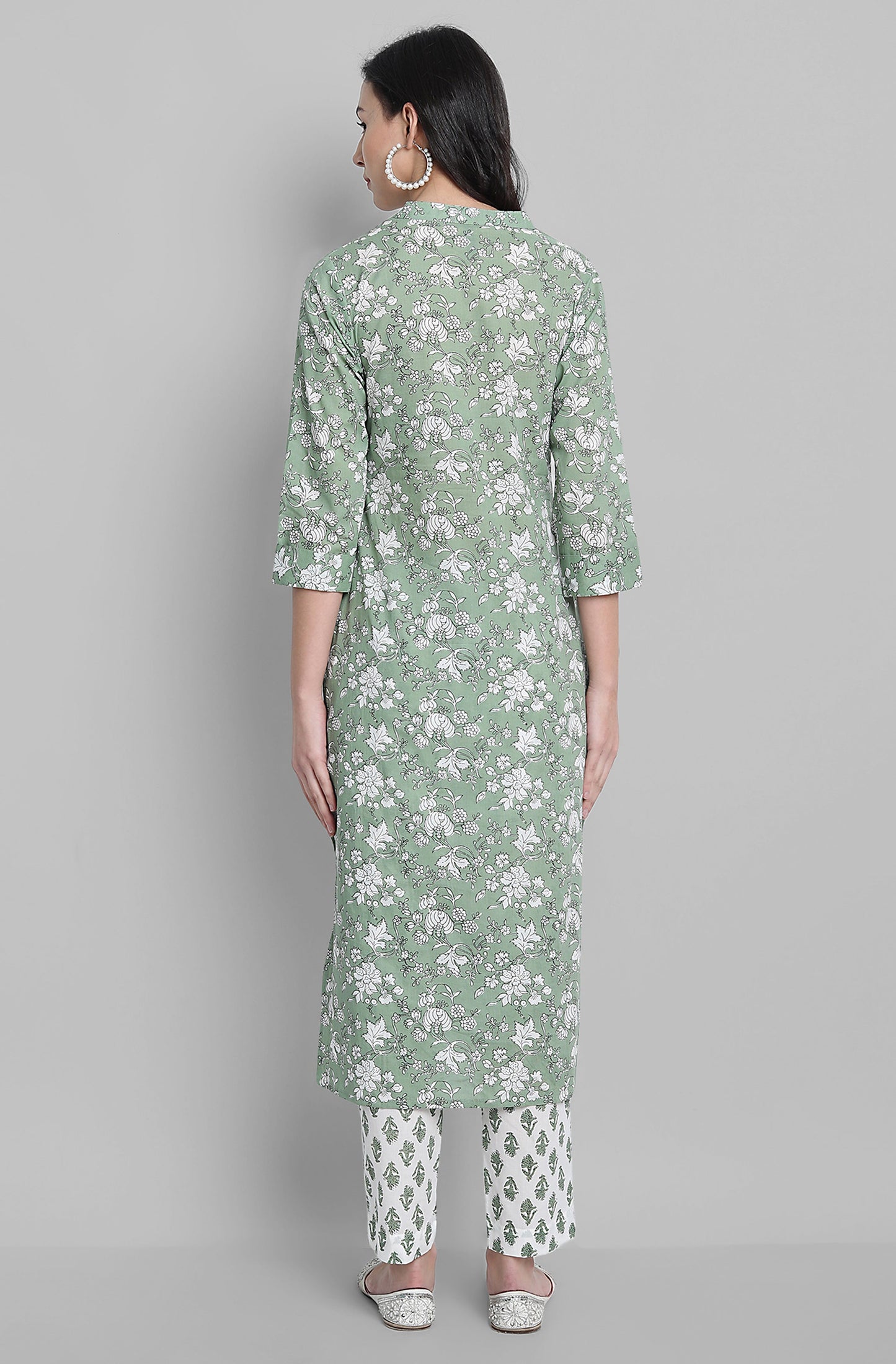 Janasya Women's Light Green Cotton Floral Print Kurta With Pant And Dupatta | Swadesiicart