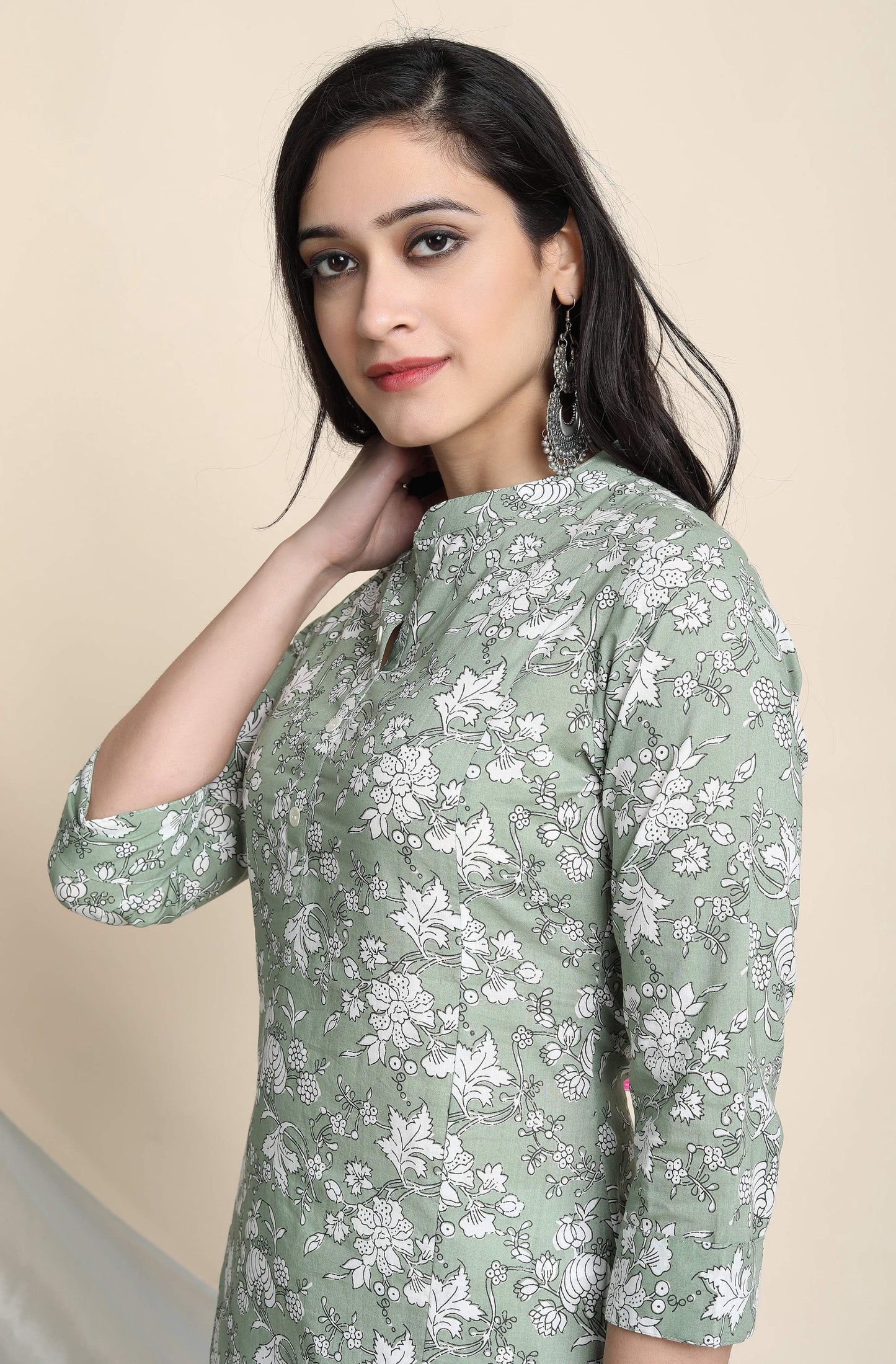 Janasya Women's Light Green Cotton Floral Print Kurta With Pant And Dupatta | Swadesiicart