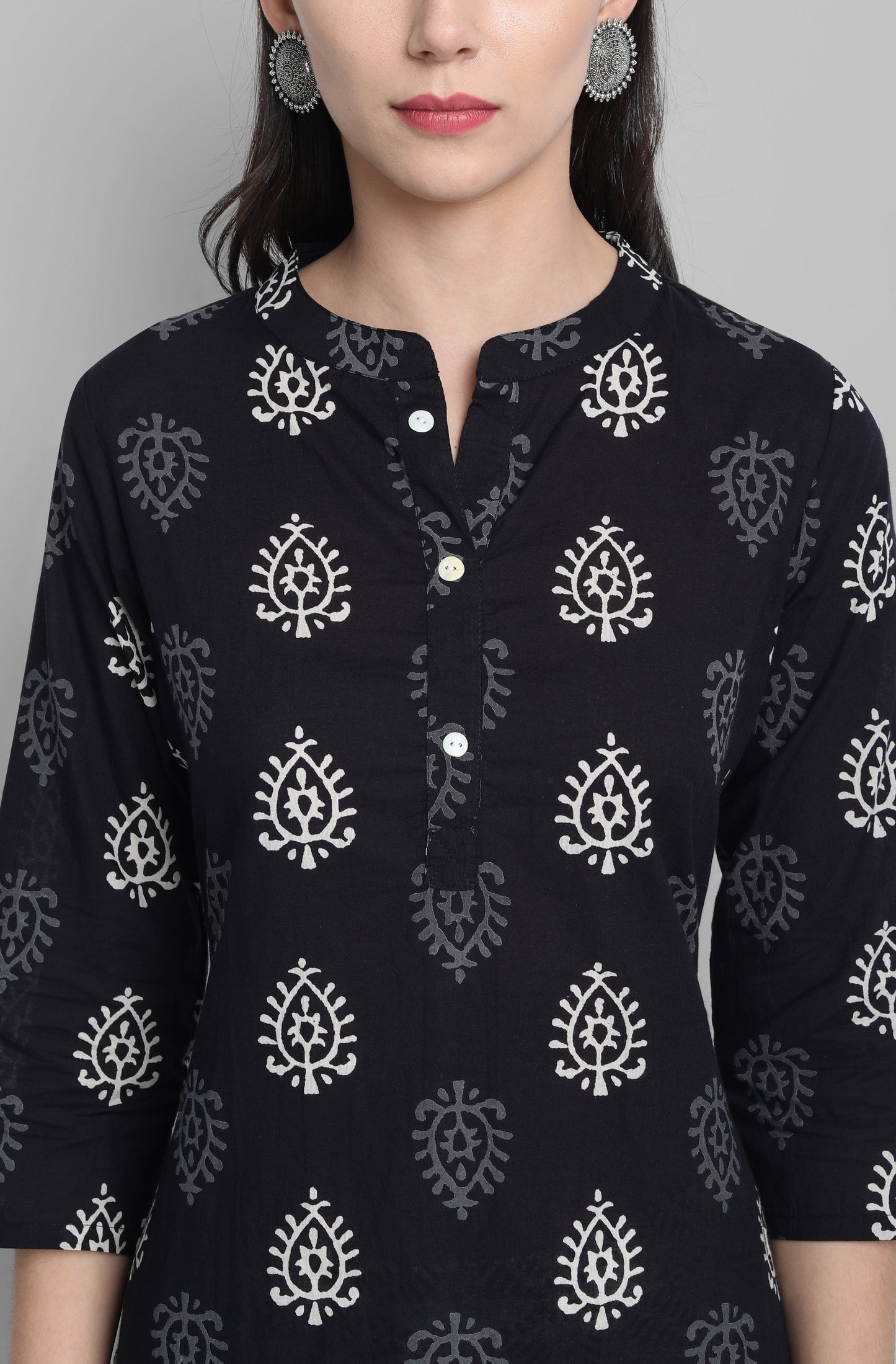 Janasya Women's Black Cotton Block Print Kurta With Palazzo And Dupatta | Swadesiicart