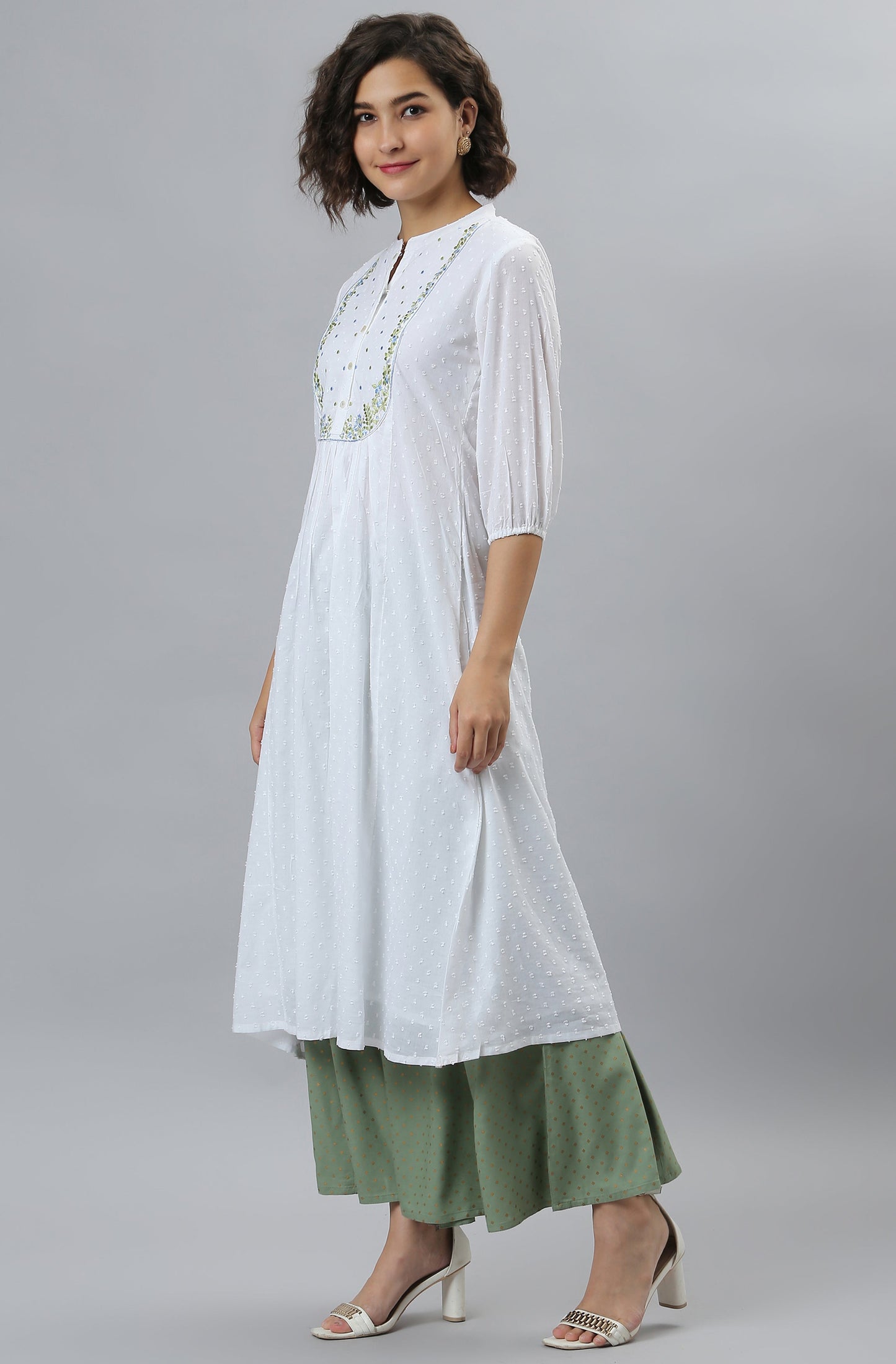 Janasya Women's White Cotton Embroidered Flared Kurta | Swadesiicart