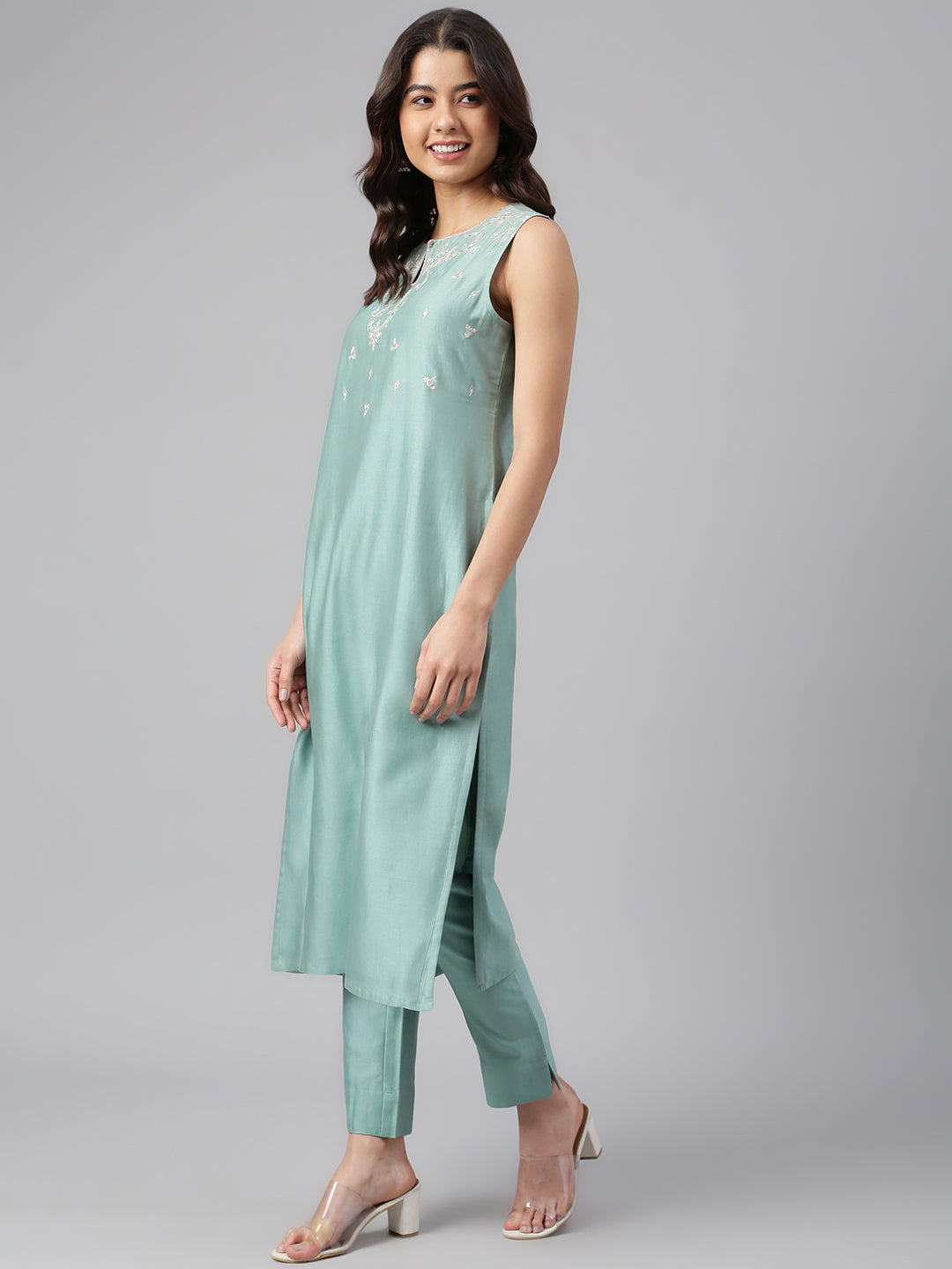 Janasya Women's Sea Green Chanderi Silk Solid Kurta With Pant | Swadesiicart