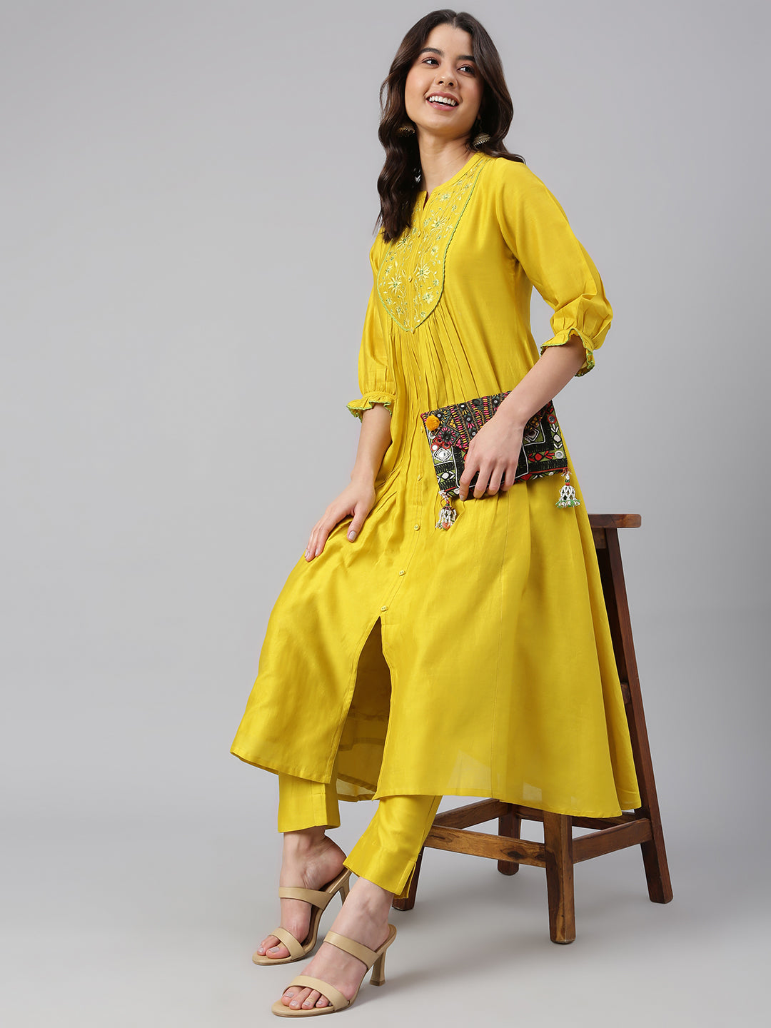 Janasya Women's Yellow Crepe Silk Solid Kurta With Pant | Swadesiicart