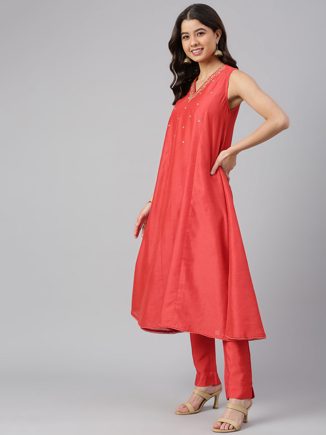 Janasya Women's Red Art Silk Solid Kurta With Pant | Swadesiicart