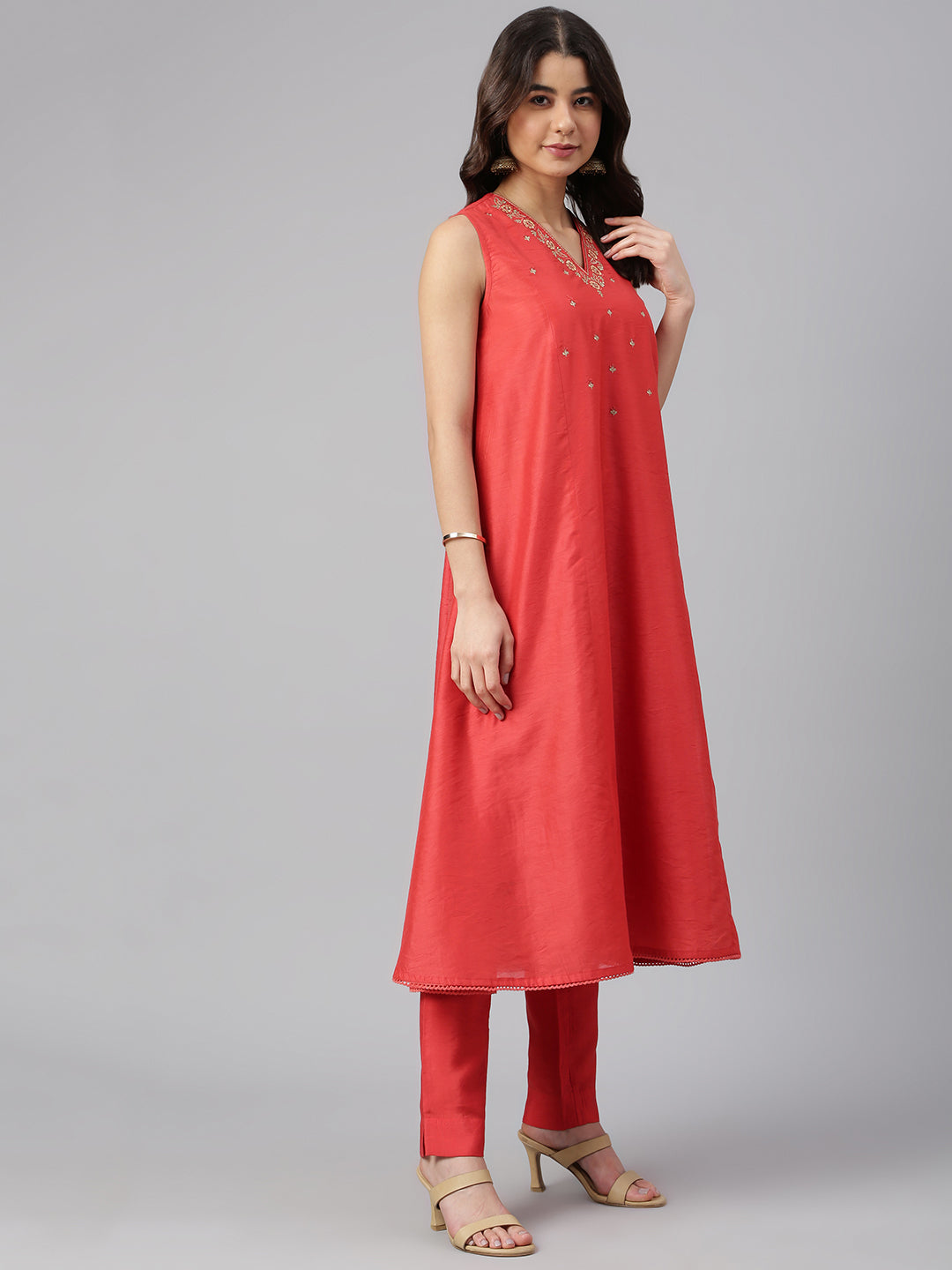 Janasya Women's Red Art Silk Solid Kurta With Pant | Swadesiicart