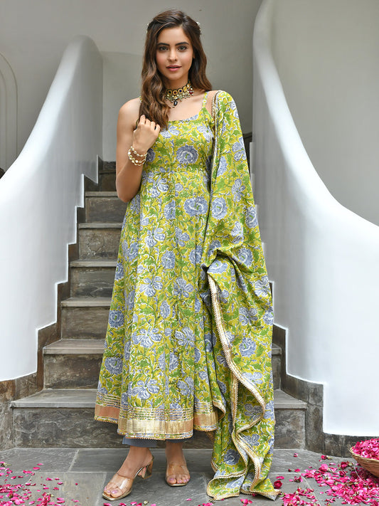 Janasya Women's Mustard Cotton Printed Kurta With Pant And Dupatta | Swadesiicart