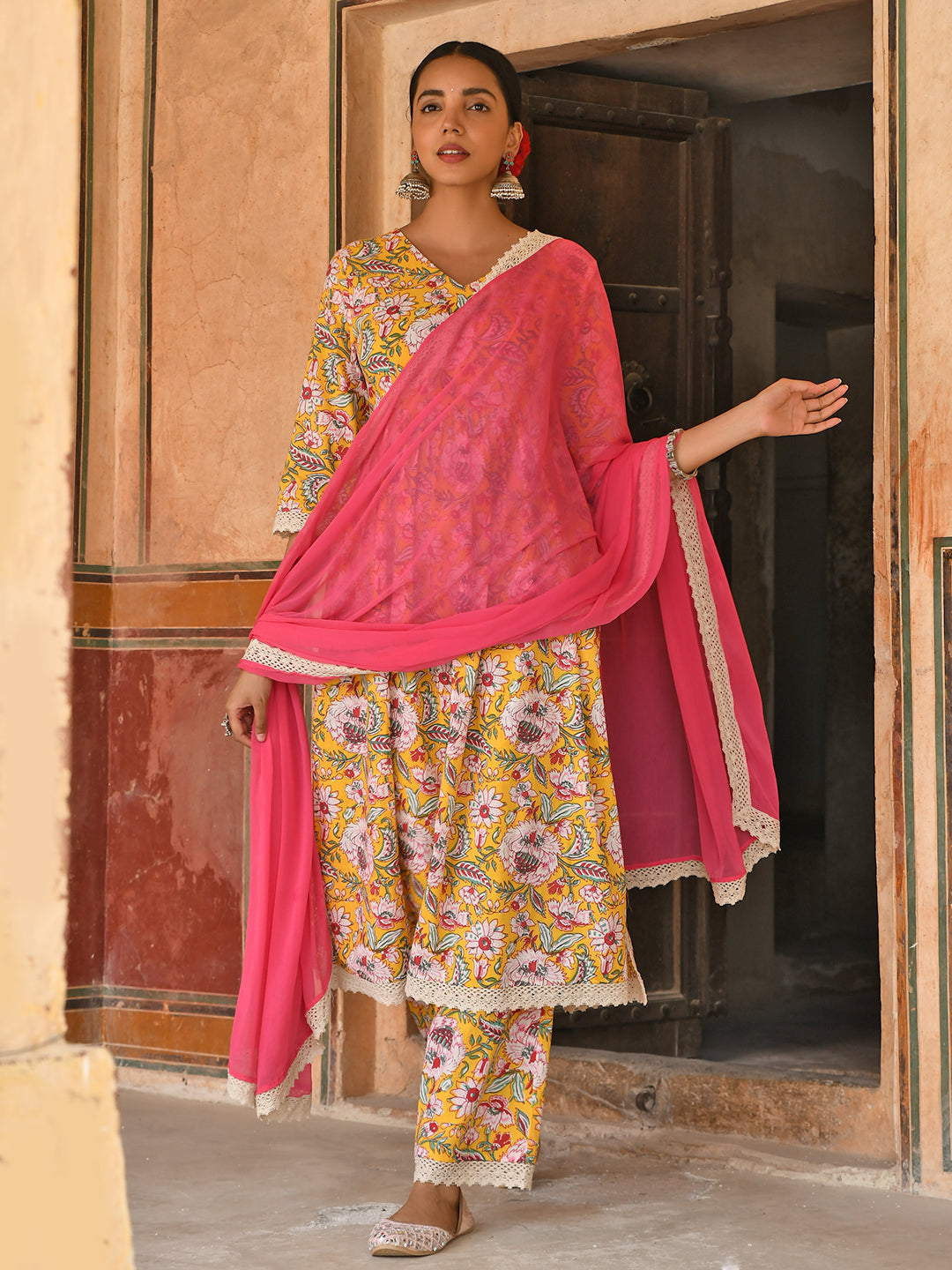 Janasya Women's Yellow Cotton Floral Print Kurta With Palazzo And Dupatta | Swadesiicart