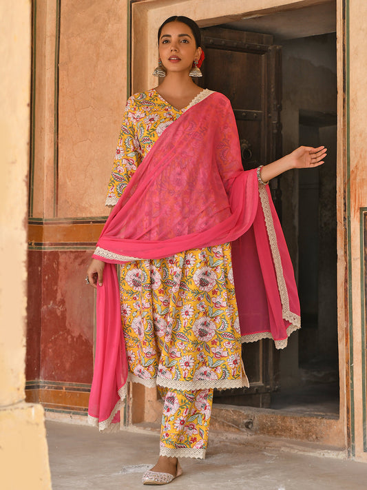 Janasya Women's Yellow Cotton Floral Print Kurta With Palazzo And Dupatta | Swadesiicart