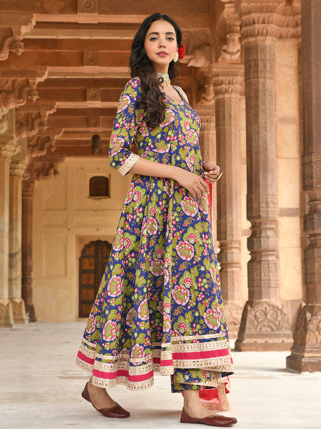 Janasya Women's Blue Cotton Floral Block Print Kurta With Pant And Dupatta | Swadesiicart