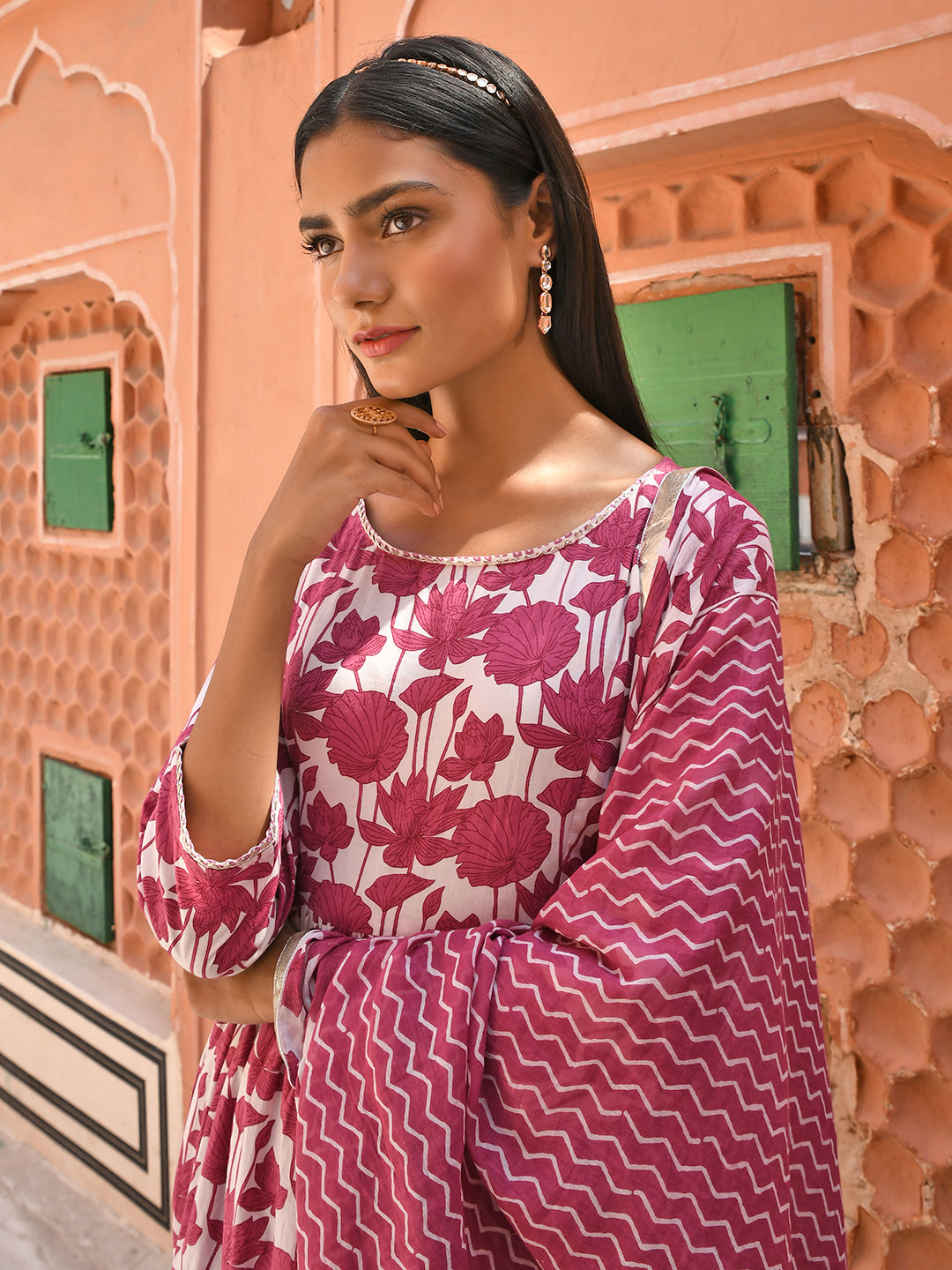 Janasya Women's White Cotton Floral Print Kurta With Palazzo And Dupatta | Swadesiicart