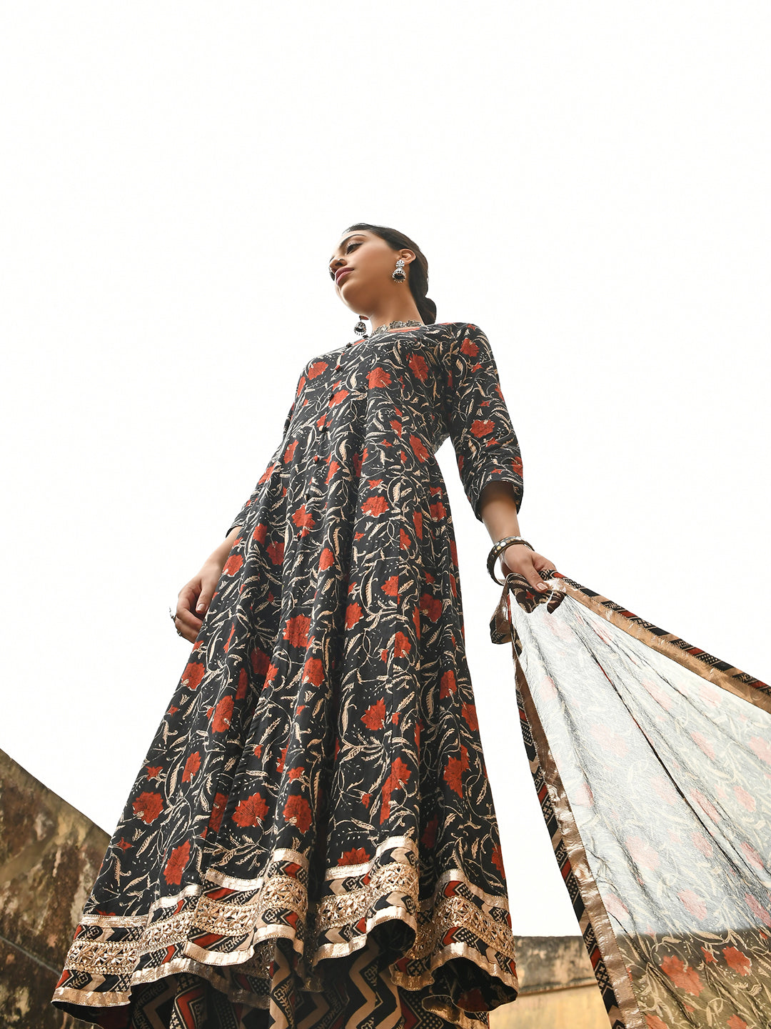 Janasya Women's Black Cotton Floral Block Print Kurta With Flared Palazzo And Dupatta | Swadesiicart