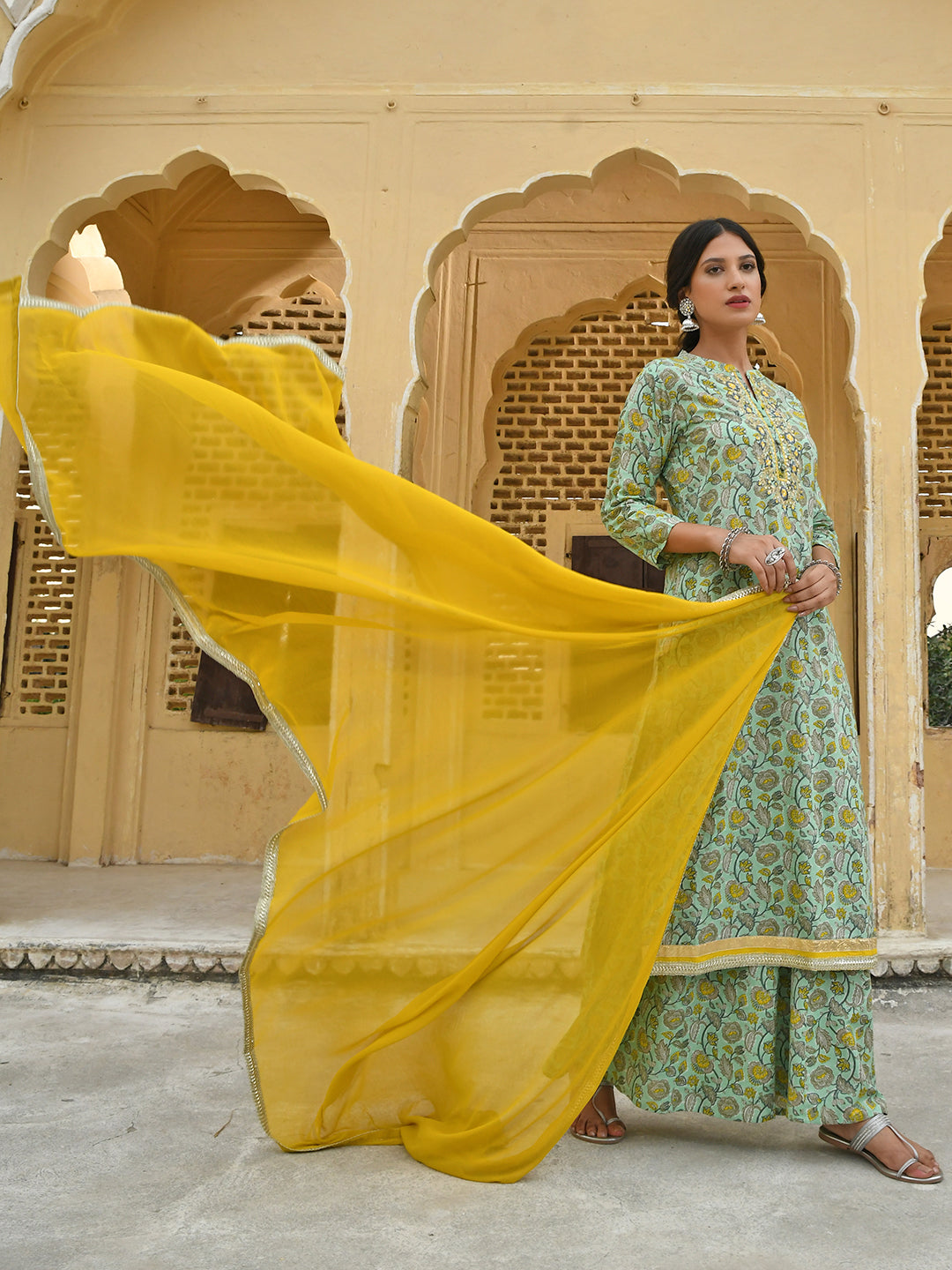 Janasya Women's Light Green Cotton Floral Print Kurta With Flared Palazzo And Dupatta | Swadesiicart