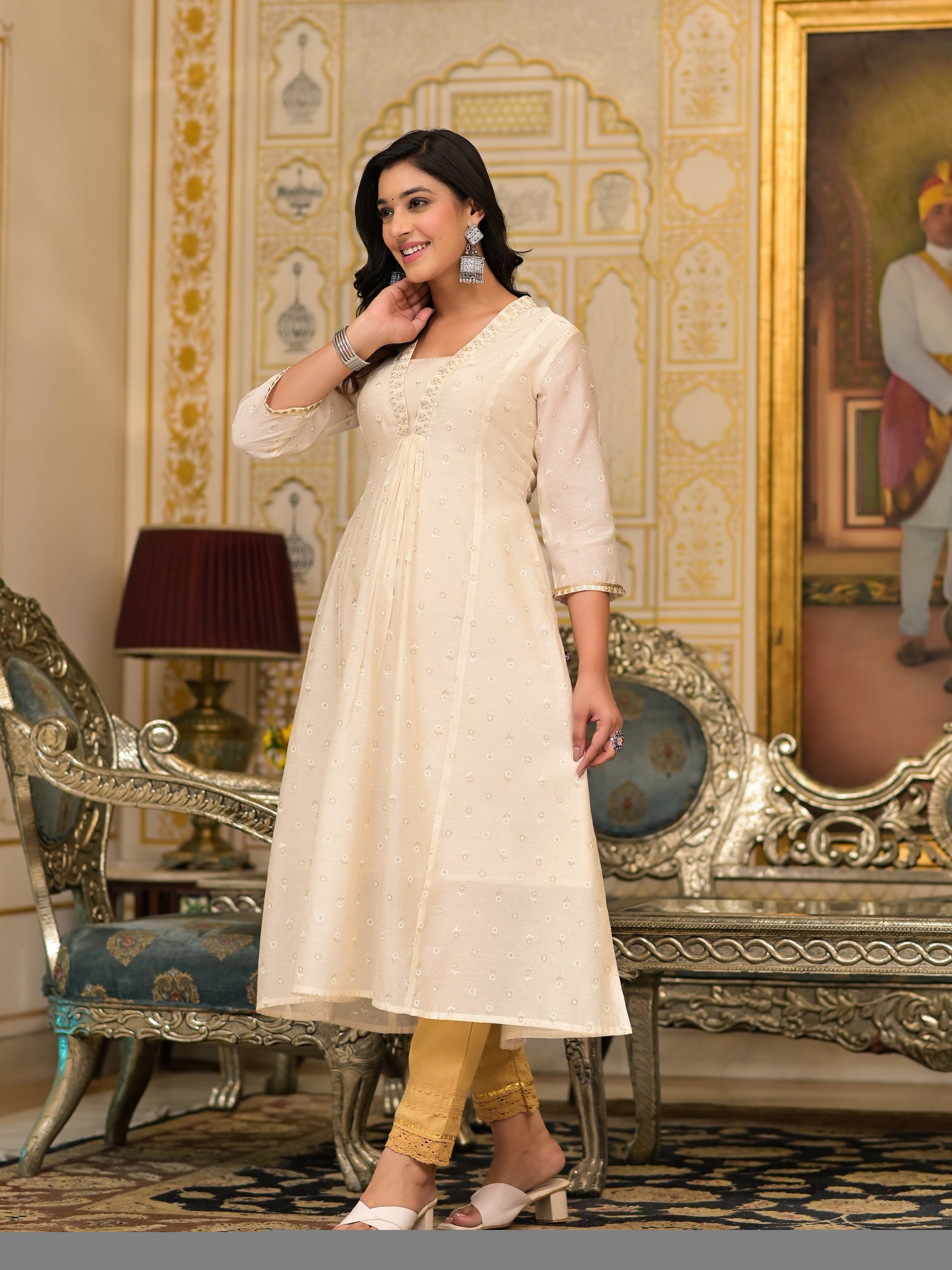 Juniper Ivory Floral Printed Chanderi Kurta With Mirror Work Embroidery - Swadesiicart