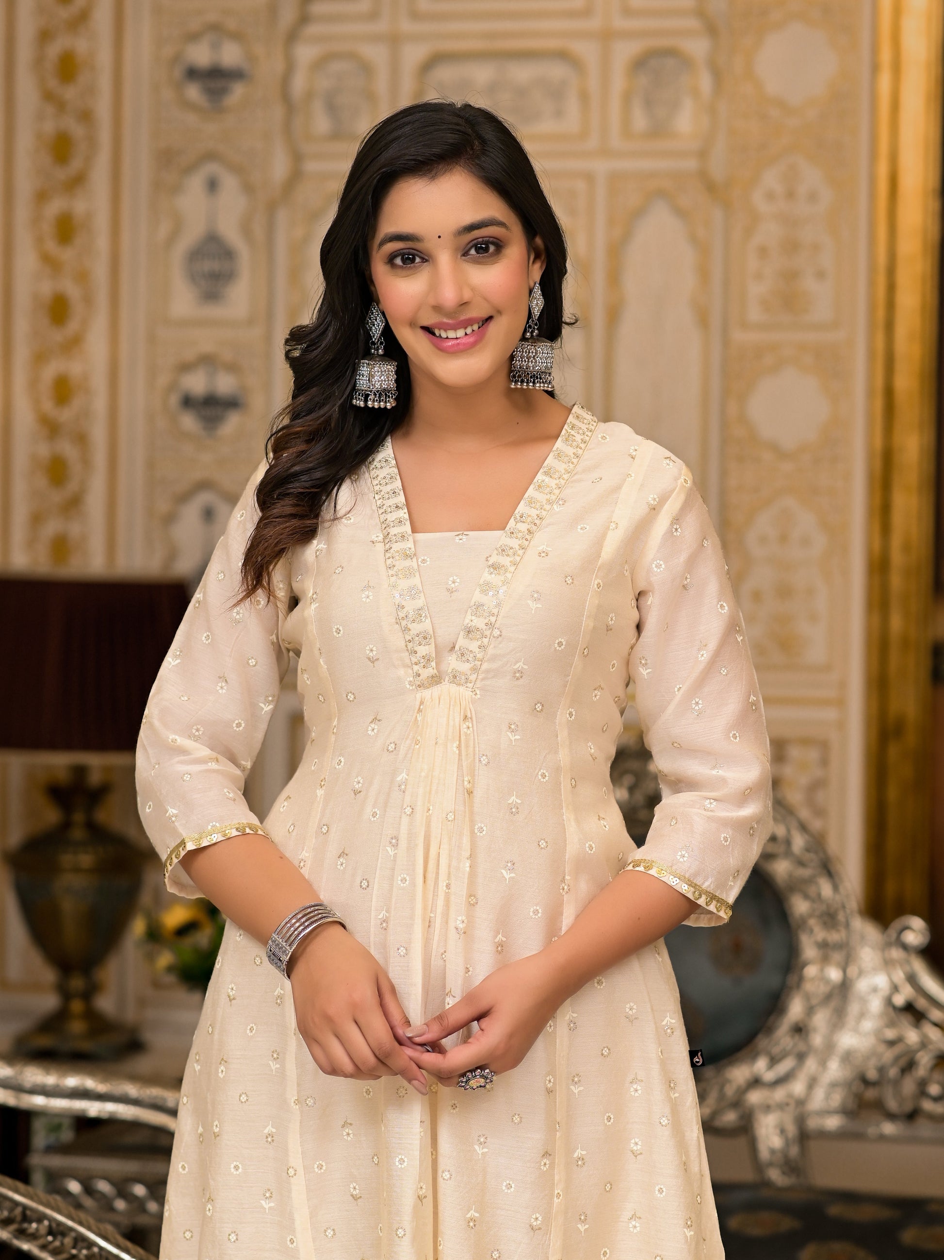 Juniper Ivory Floral Printed Chanderi Kurta With Mirror Work Embroidery - Swadesiicart