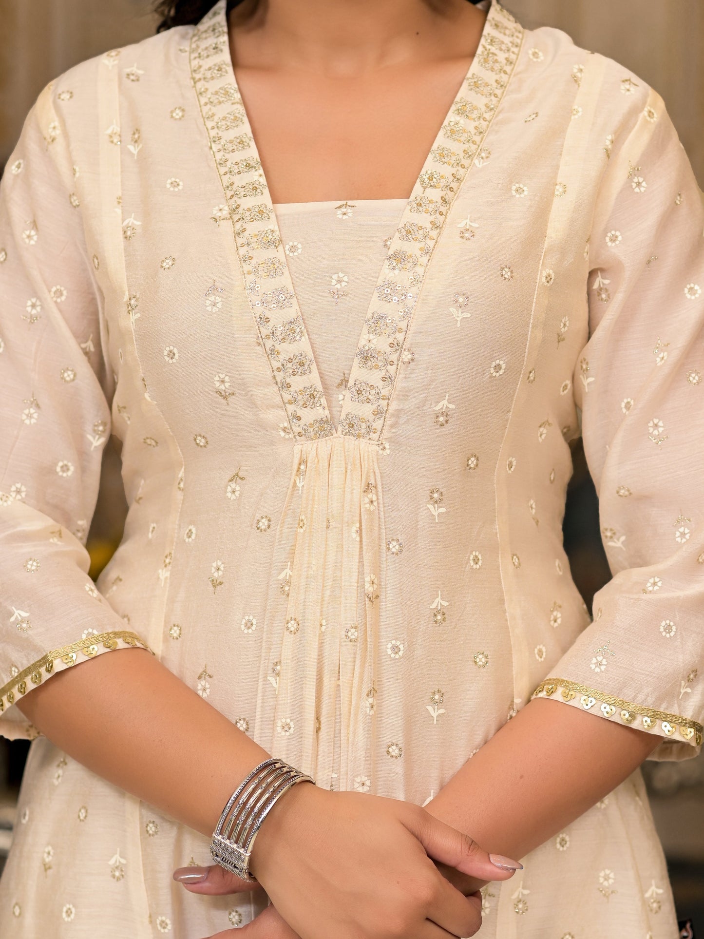 Juniper Ivory Floral Printed Chanderi Kurta With Mirror Work Embroidery - Swadesiicart