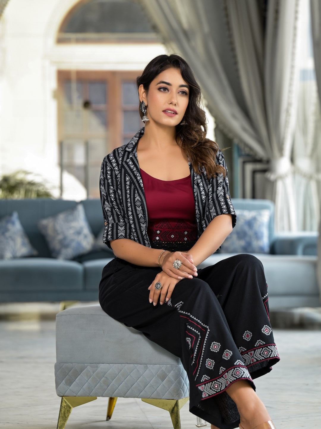 Juniper Women's Black Geometric Printed Liva Rayon Shrug With Inner & Palazzo Set With Thread & Mirror Work - Swadesiicart