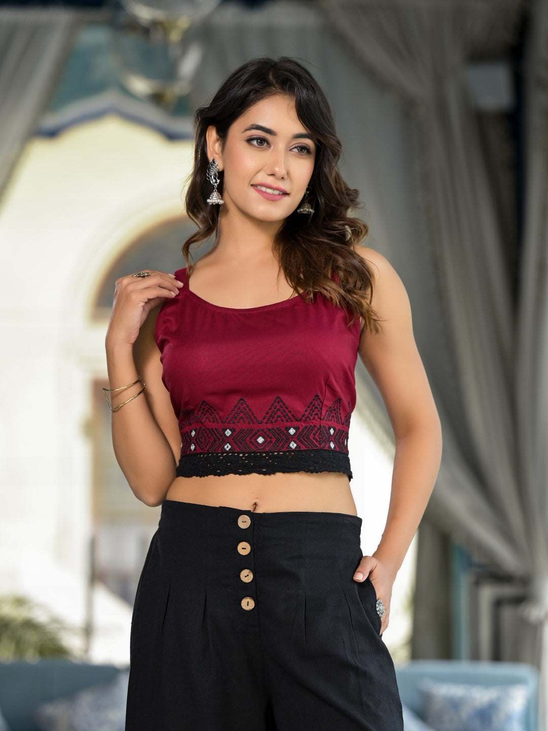 Juniper Women's Black Geometric Printed Liva Rayon Shrug With Inner & Palazzo Set With Thread & Mirror Work - Swadesiicart