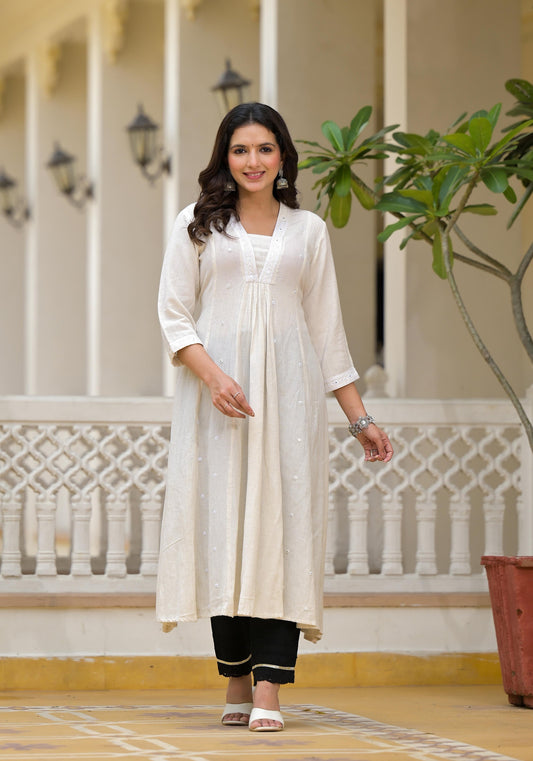 Juniper Off-White Solid Kurta With Mirror Work - Swadesiicart