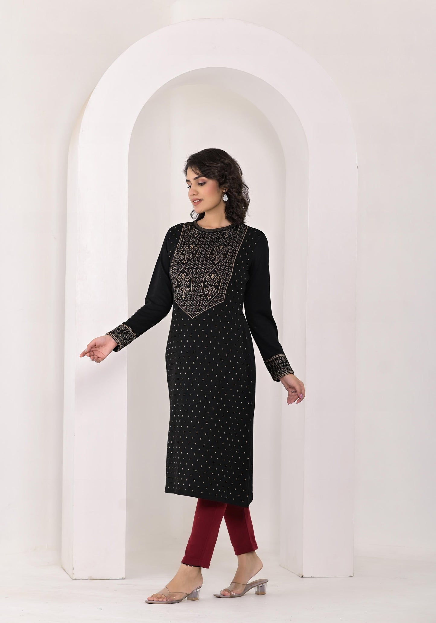 Juniper Women's Black Ethnic Motif Printed Cotton Winter Wear Kurta - Swadesiicart