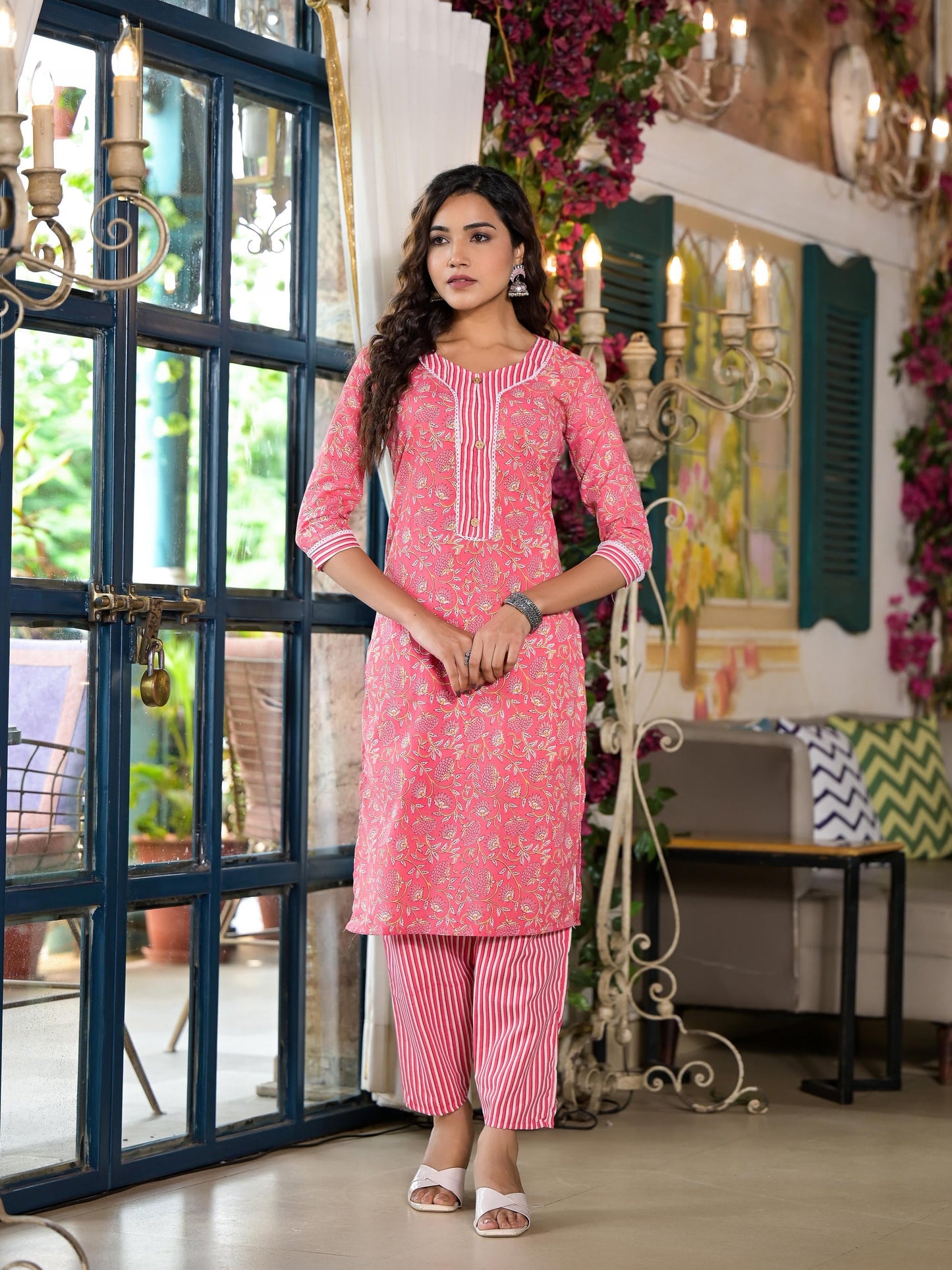 Juniper Women's Peach Floral Printed Cotton Kurta & Pant Set With Lace & Buttons - Swadesiicart