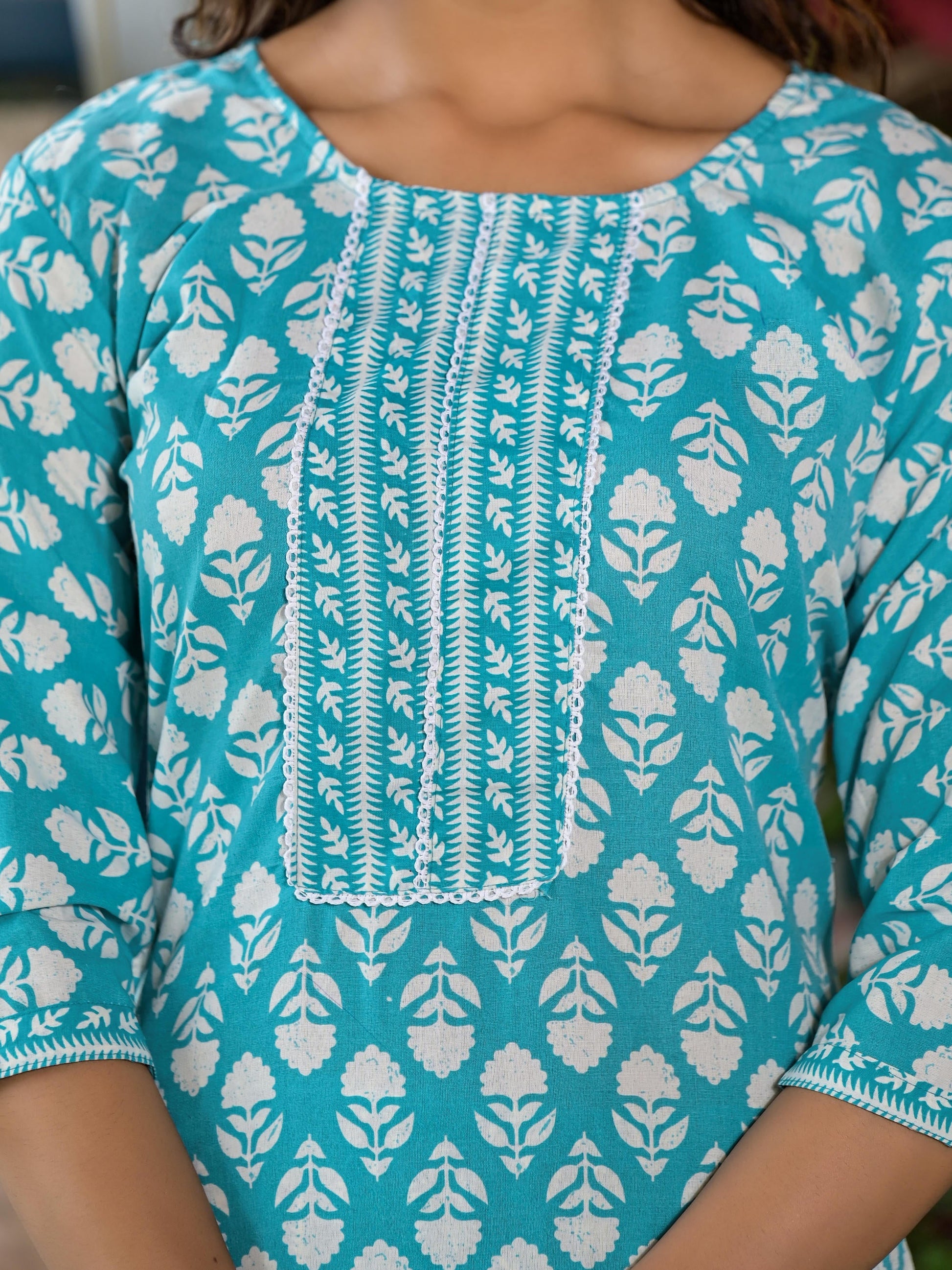Juniper Women's Teal Ethnic Motif Printed Cotton Kurta & Pants Set With Lace - Swadesiicart