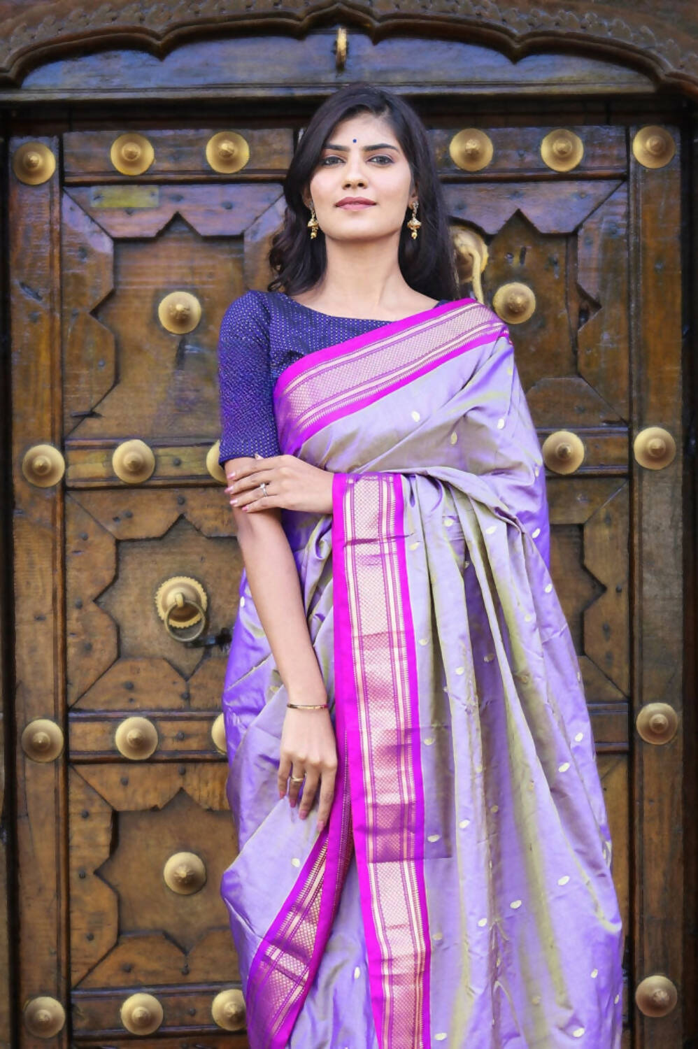 Very Much Indian Pure Silk Handloom Paithani -Dual Tone Lavender With Purplish Pink | Swadesiicart