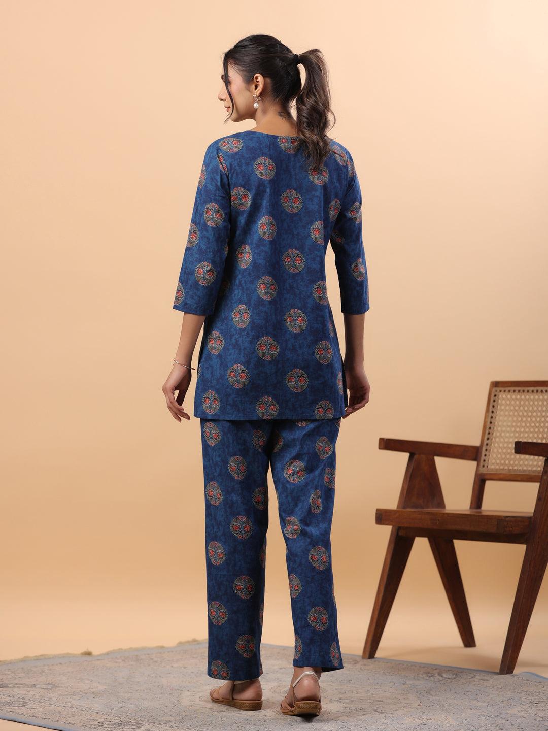 Janasya Straight Cambric Blue Tribal Round Neck Co-Ords - Swadesiicart