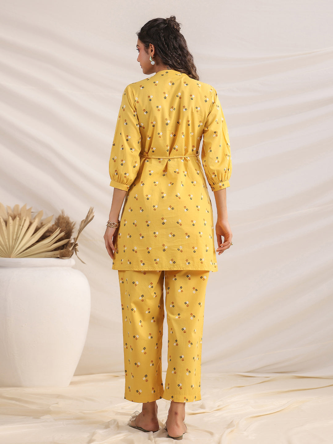 Janasya Gathering Cambric Mustard Geometric Band Collar Co-Ords - Swadesiicart