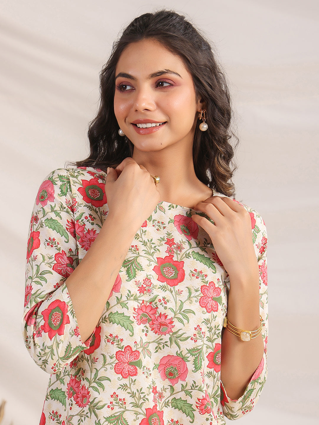 Janasya A-Line Cambric Beige Floral Round Neck Co-Ords - Swadesiicart