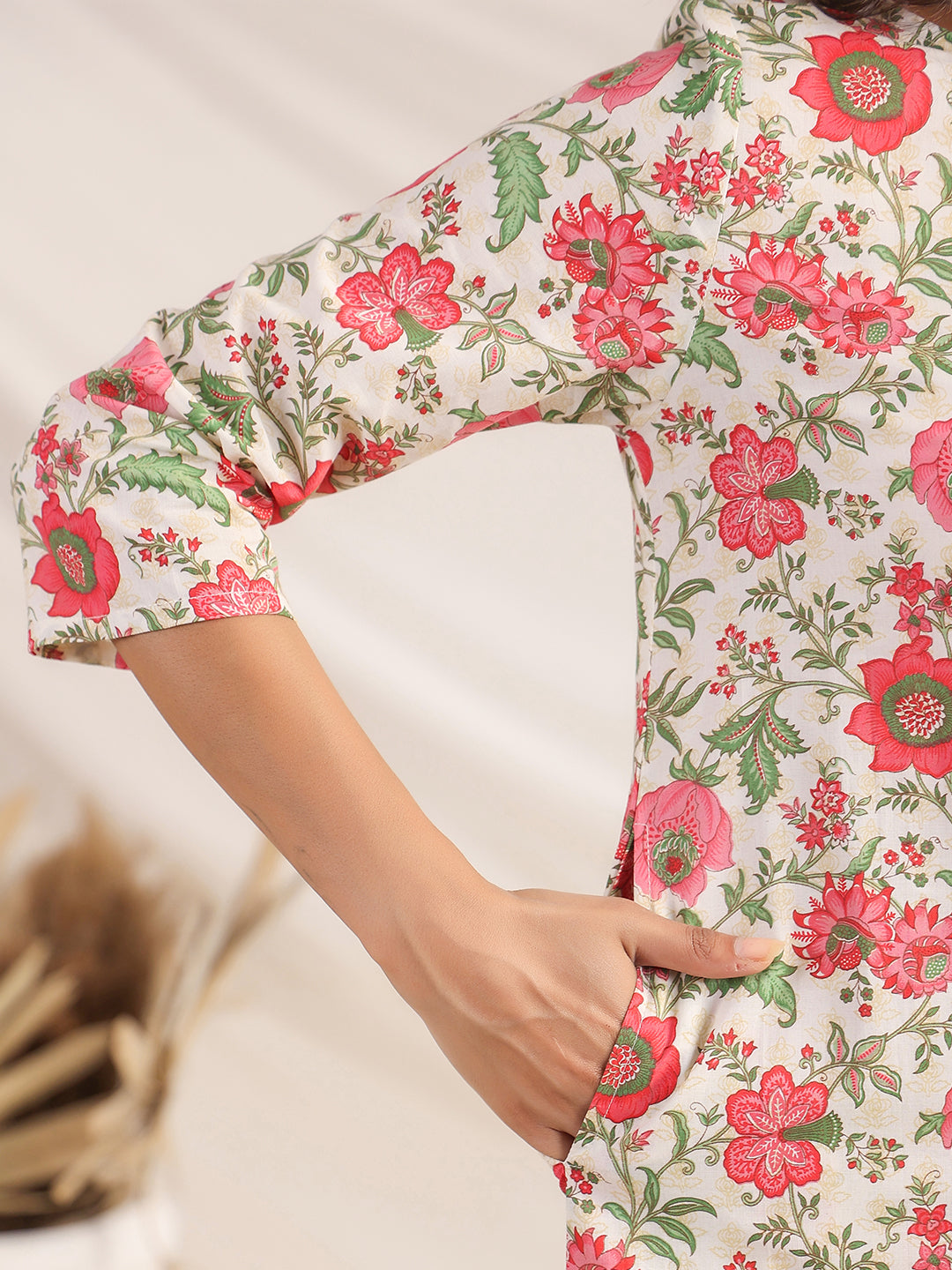 Janasya A-Line Cambric Beige Floral Round Neck Co-Ords - Swadesiicart