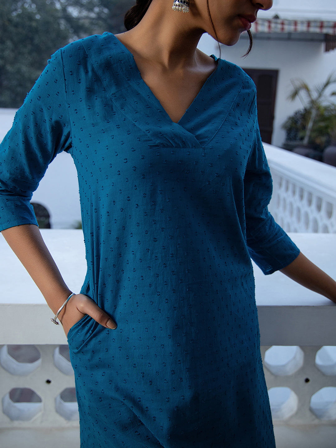 Janasya A-Line Dobby Cotton Teal Self Design V-Neck Co-Ords - Swadesiicart