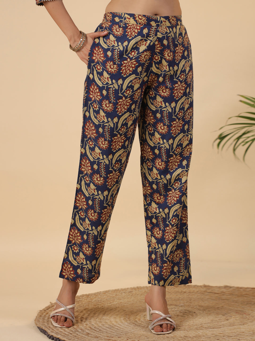 Janasya Navy Blue Cambric Ethnic Motifs Co-Ords - Swadesiicart