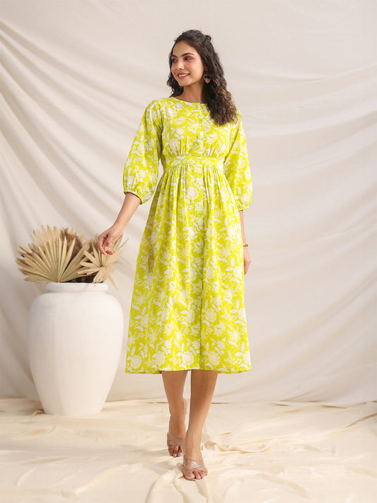 Janasya Bright Cotton Floral Gathered Dress | Swadesiicart