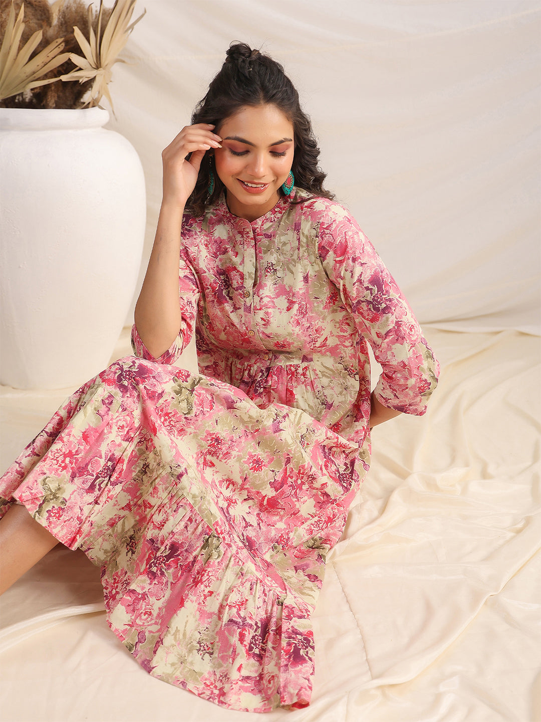 Janasya Light Cotton Abstract Gathered Dress | Swadesiicart