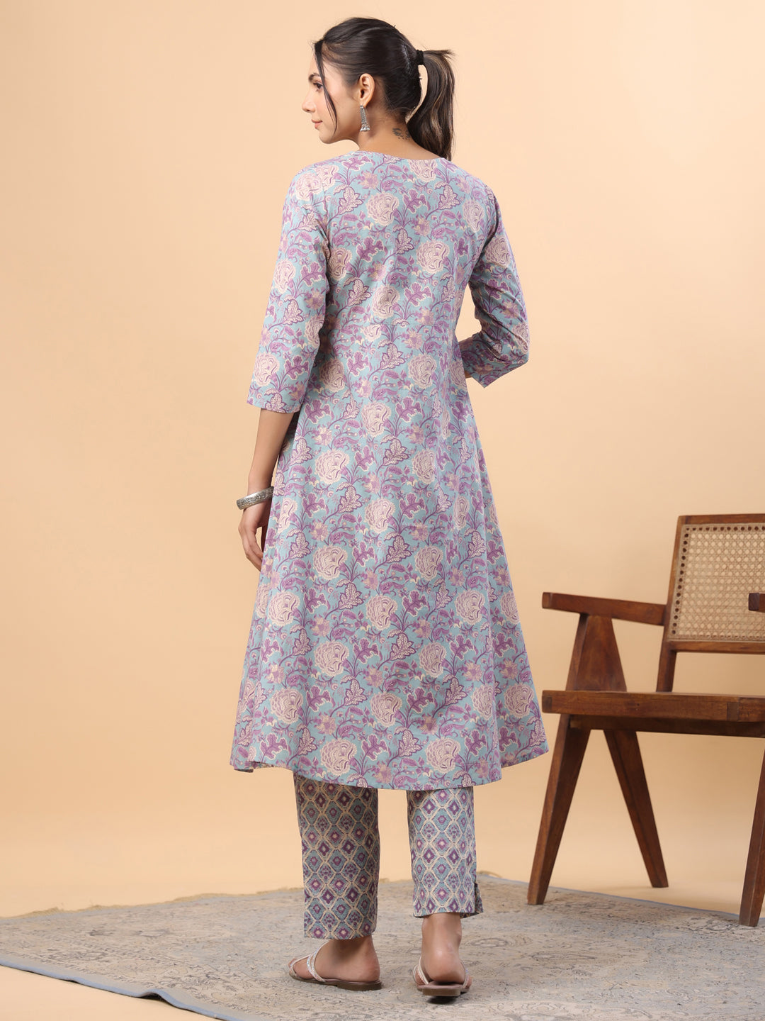 Janasya Light Blue Cambric Floral Set | Swadesiicart