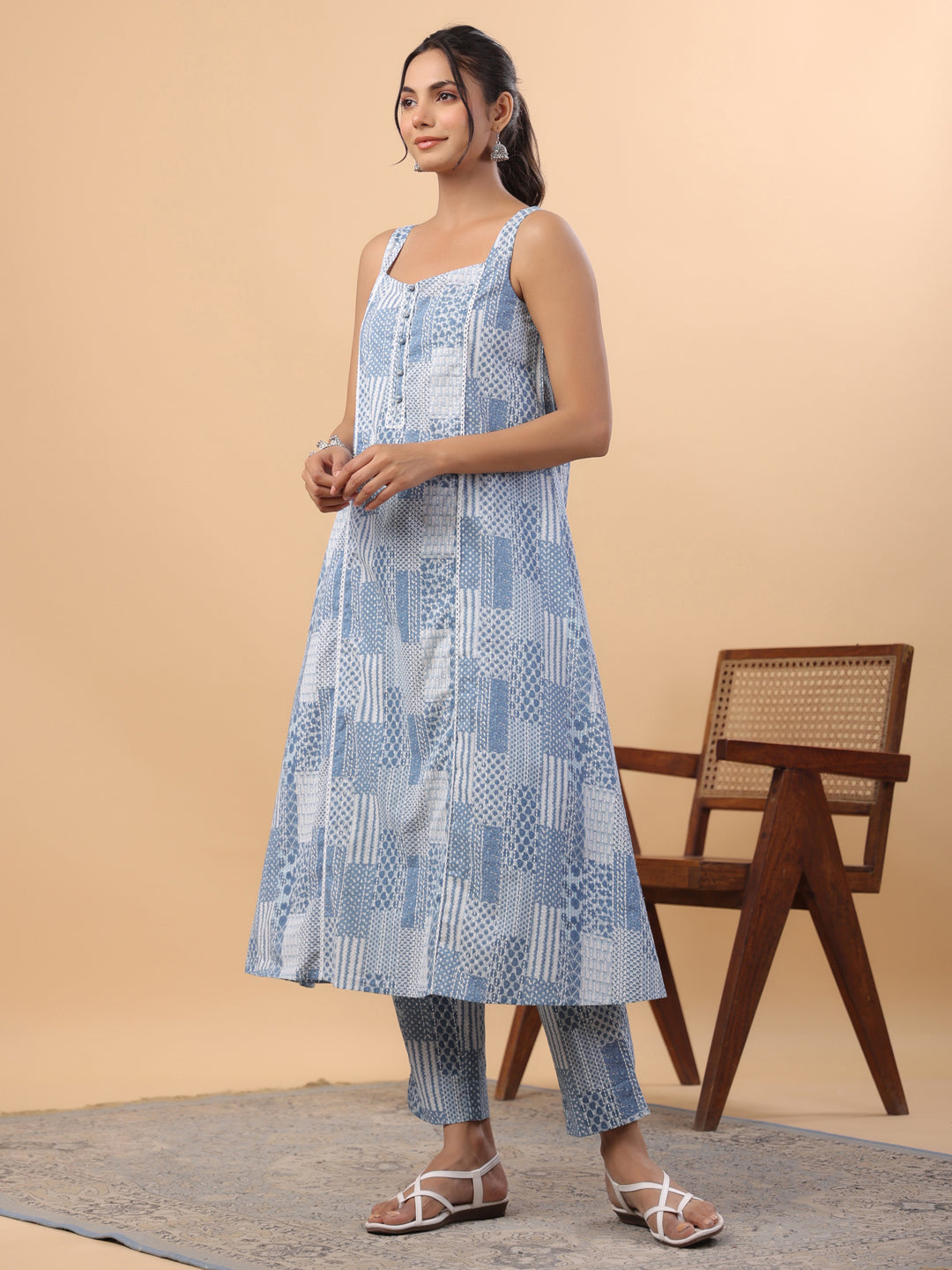 Janasya A-Line Cambric Blue Ethnic Motifs Sweetheart Neck Set | Swadesiicart