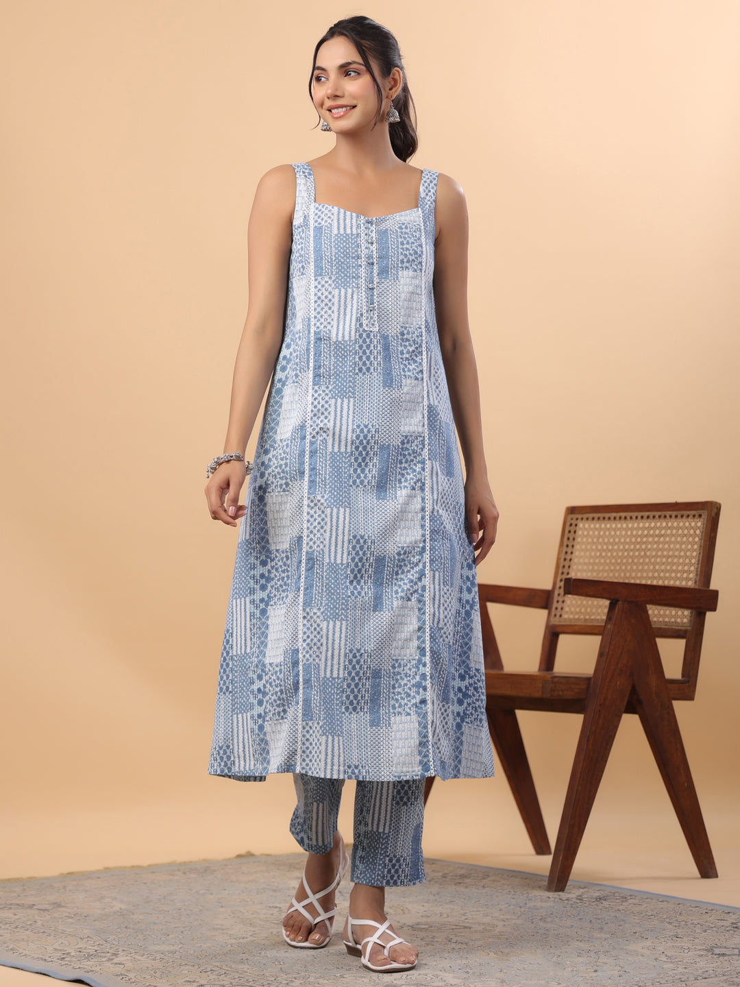 Janasya Blue Cambric Ethnic Motifs Set | Swadesiicart