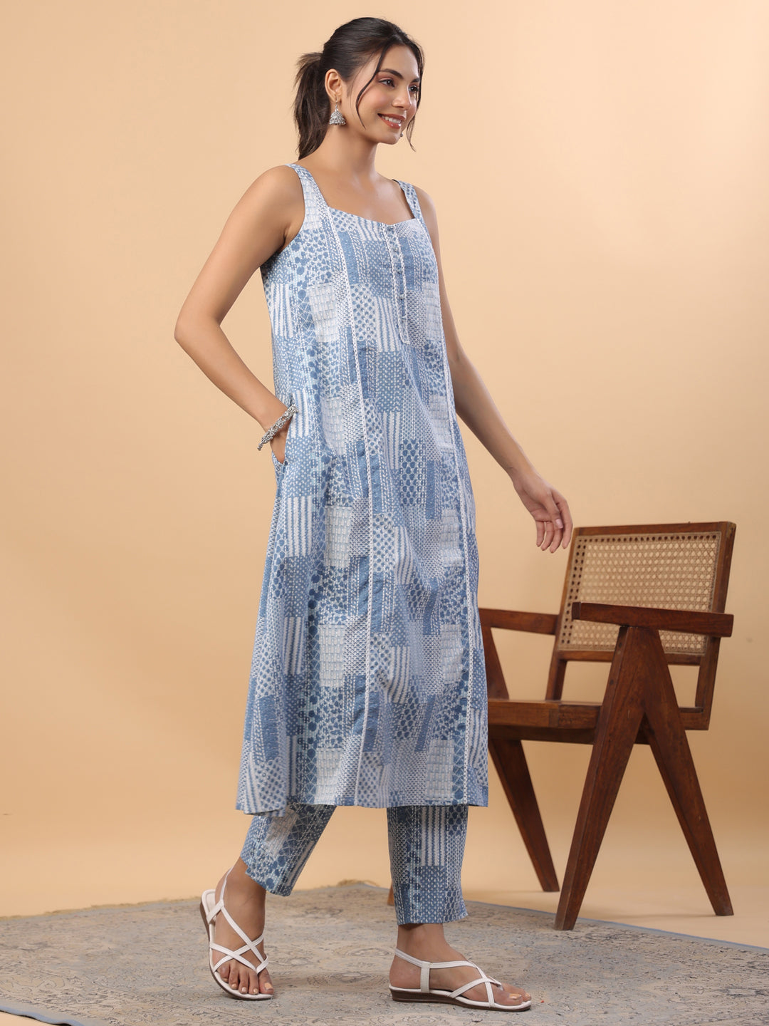Janasya Blue Cambric Ethnic Motifs Set | Swadesiicart