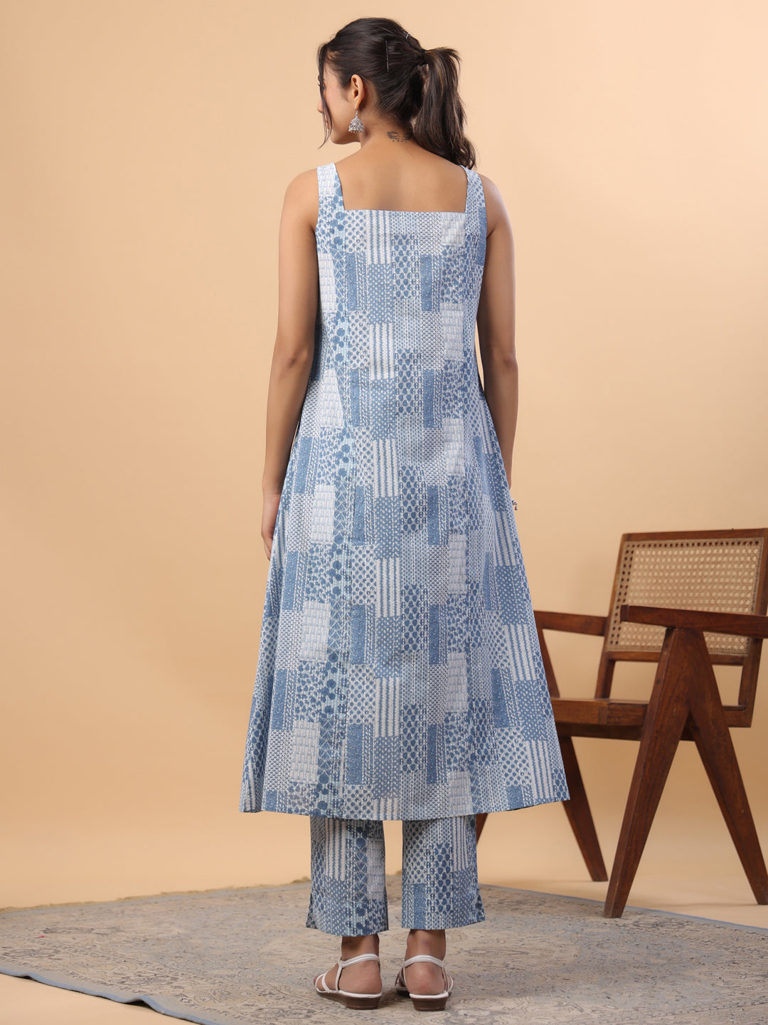 Janasya A-Line Cambric Blue Ethnic Motifs Sweetheart Neck Set | Swadesiicart