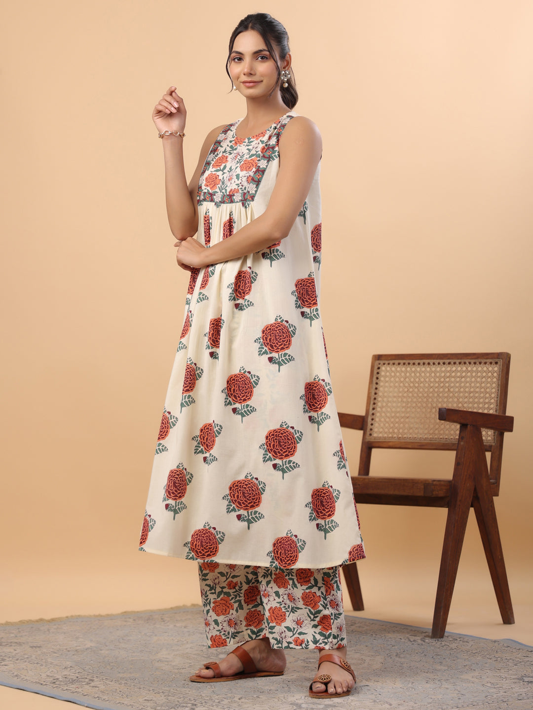 Janasya Gathered Cambric Cream Floral Round Neck Kurta & Bottom | Swadesiicart