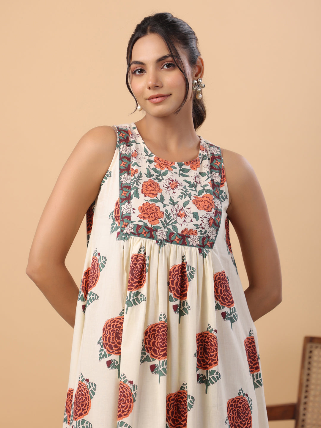 Janasya Gathered Cambric Cream Floral Round Neck Kurta & Bottom | Swadesiicart