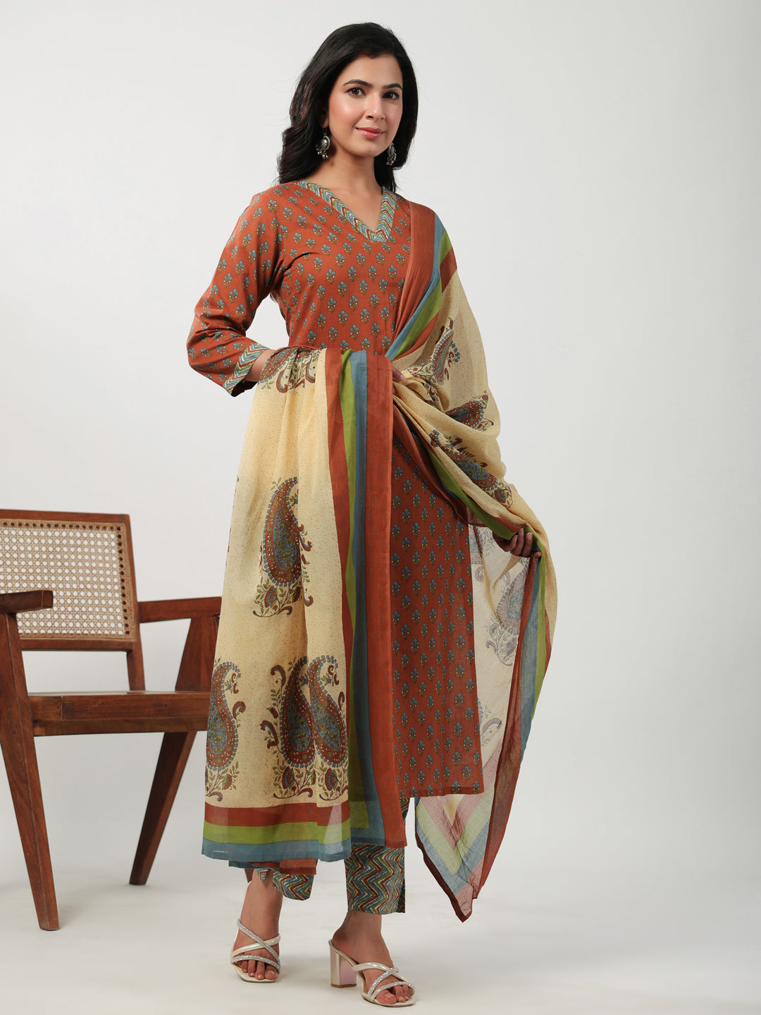 Janasya Regular Cambric Brown Floral V-Neck Set | Swadesiicart