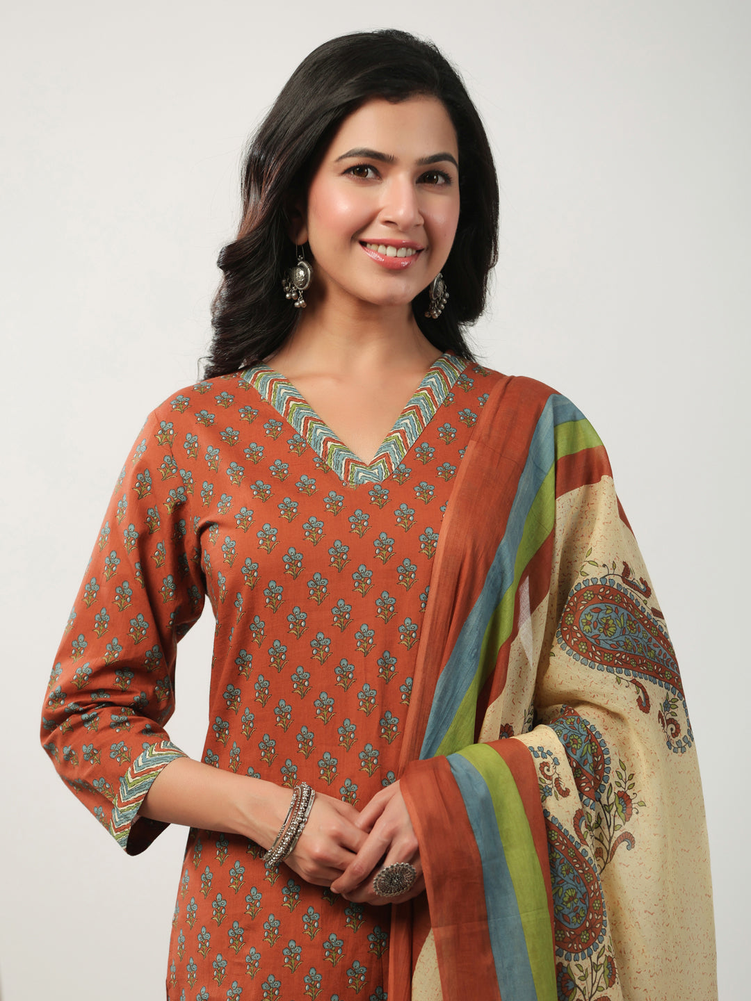 Janasya Regular Cambric Brown Floral V-Neck Set | Swadesiicart