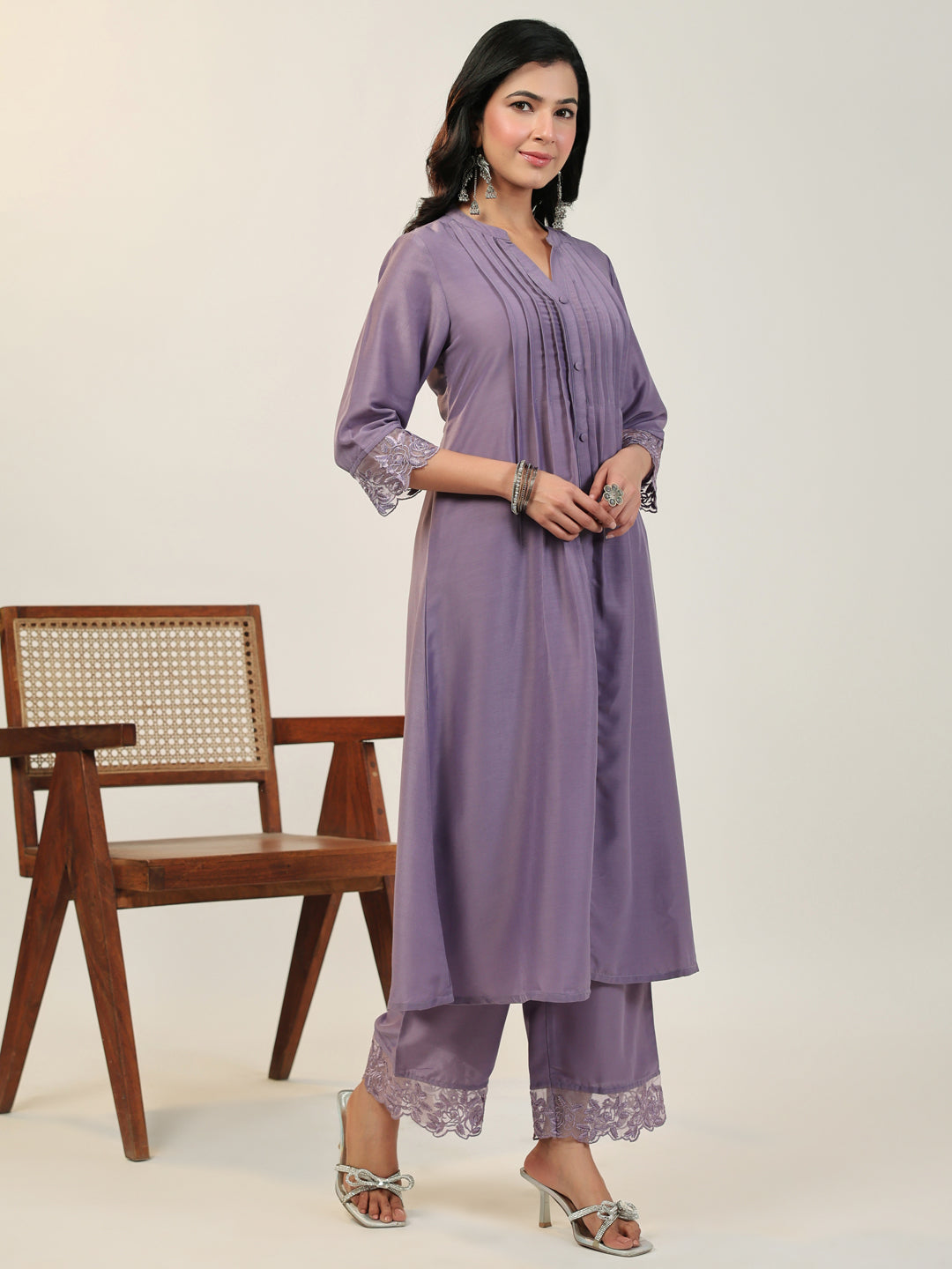 Janasya A-Line Muslin Lavender Solid V-Neck with Band Collar Kurta & Bottom | Swadesiicart